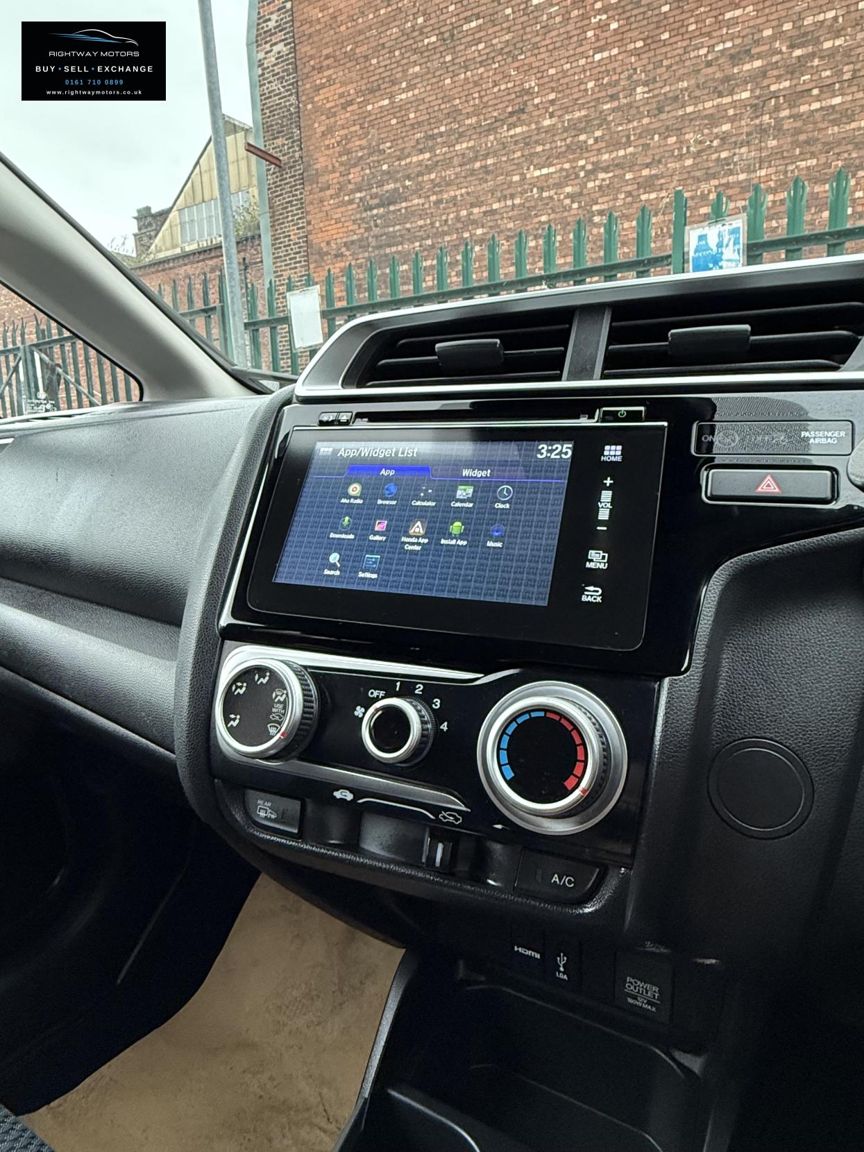 Honda Jazz 1.3 i-VTEC SE Hatchback 5dr Petrol Manual Euro 6 (s/s) (102 ps)