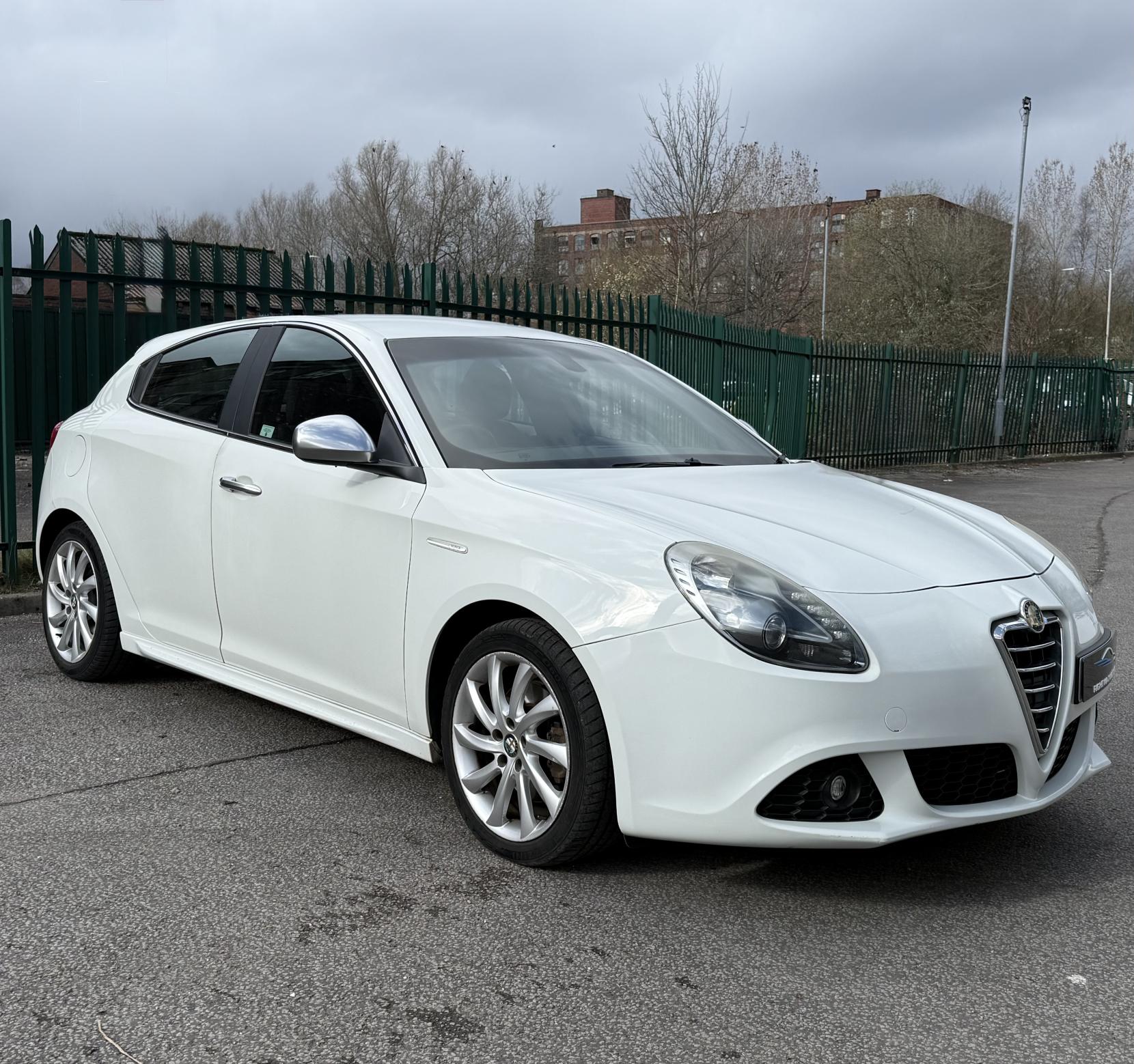 Alfa Romeo Giulietta 1.4 TB MultiAir Veloce Hatchback 5dr Petrol TCT Euro 5 (s/s) (170 bhp)