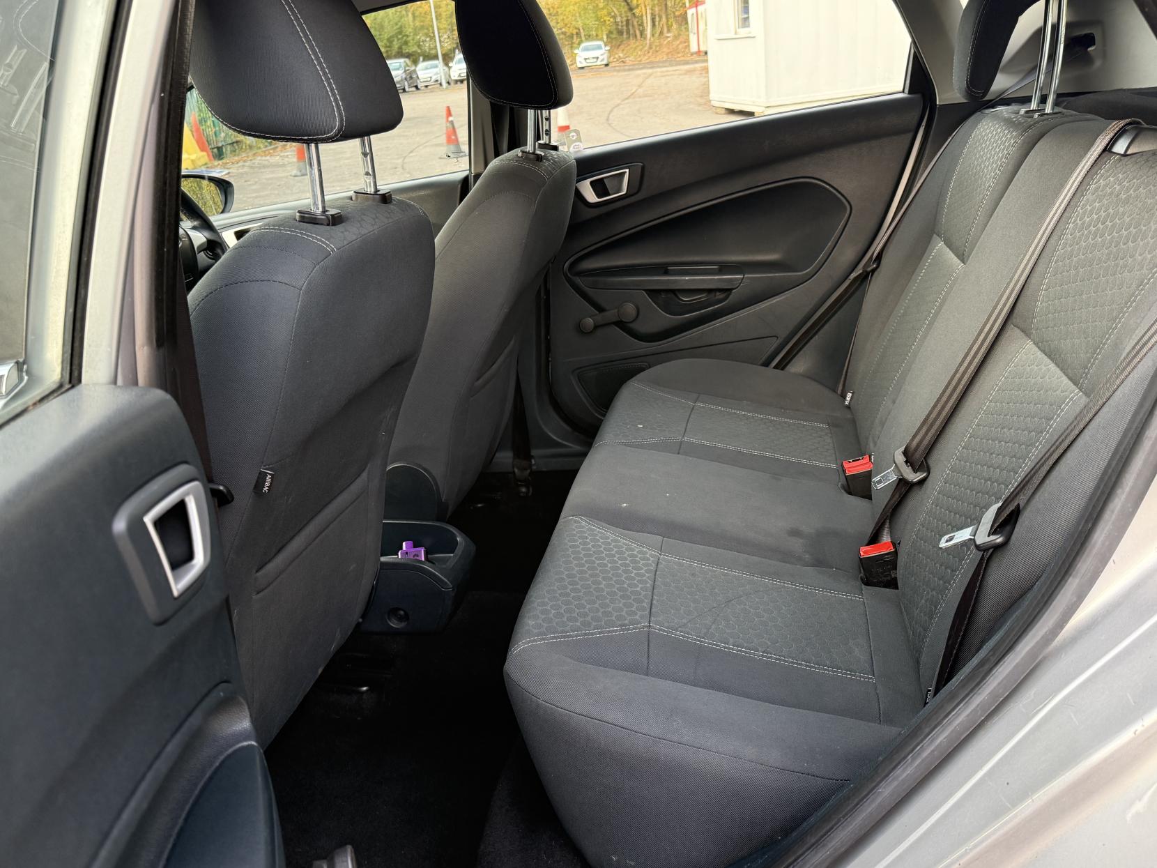 Ford Fiesta 1.25 Zetec Hatchback 5dr Petrol Manual (129 g/km, 81 bhp)