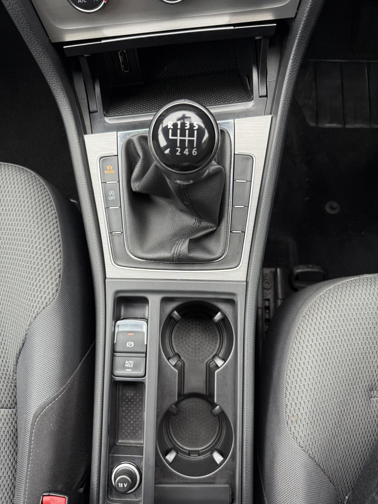 Volkswagen Golf 1.4 TSI BlueMotion Tech SE Hatchback 5dr Petrol Manual Euro 5 (s/s) (122 ps)