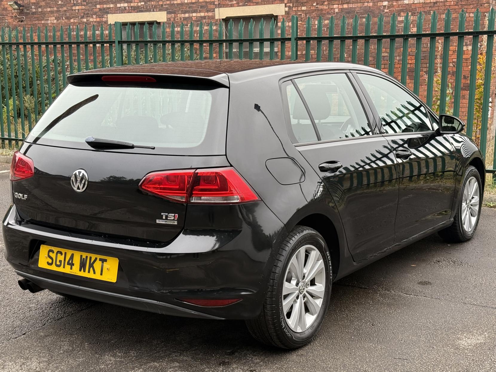 Volkswagen Golf 1.4 TSI BlueMotion Tech SE Hatchback 5dr Petrol Manual Euro 5 (s/s) (122 ps)