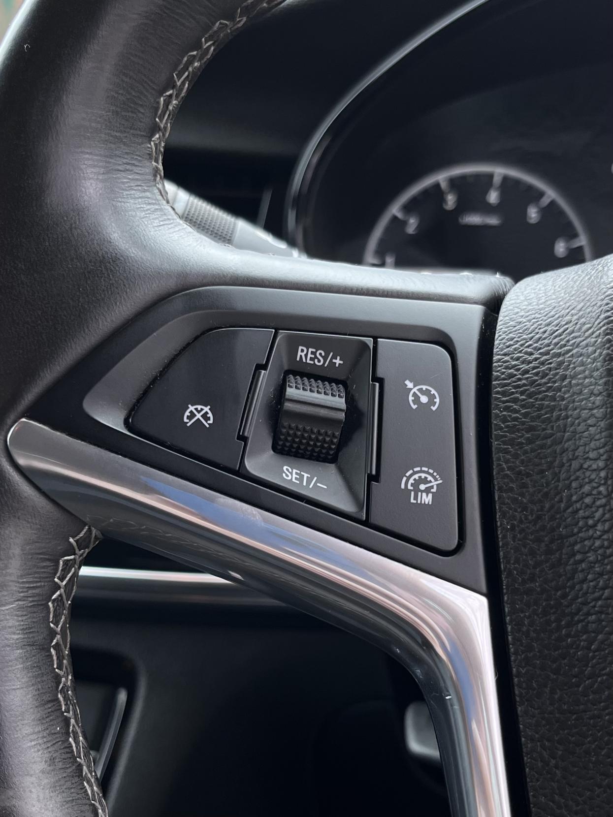 Vauxhall Mokka X 1.4i Turbo ecoTEC Active SUV 5dr Petrol Manual Euro 6 (s/s) (140 ps)