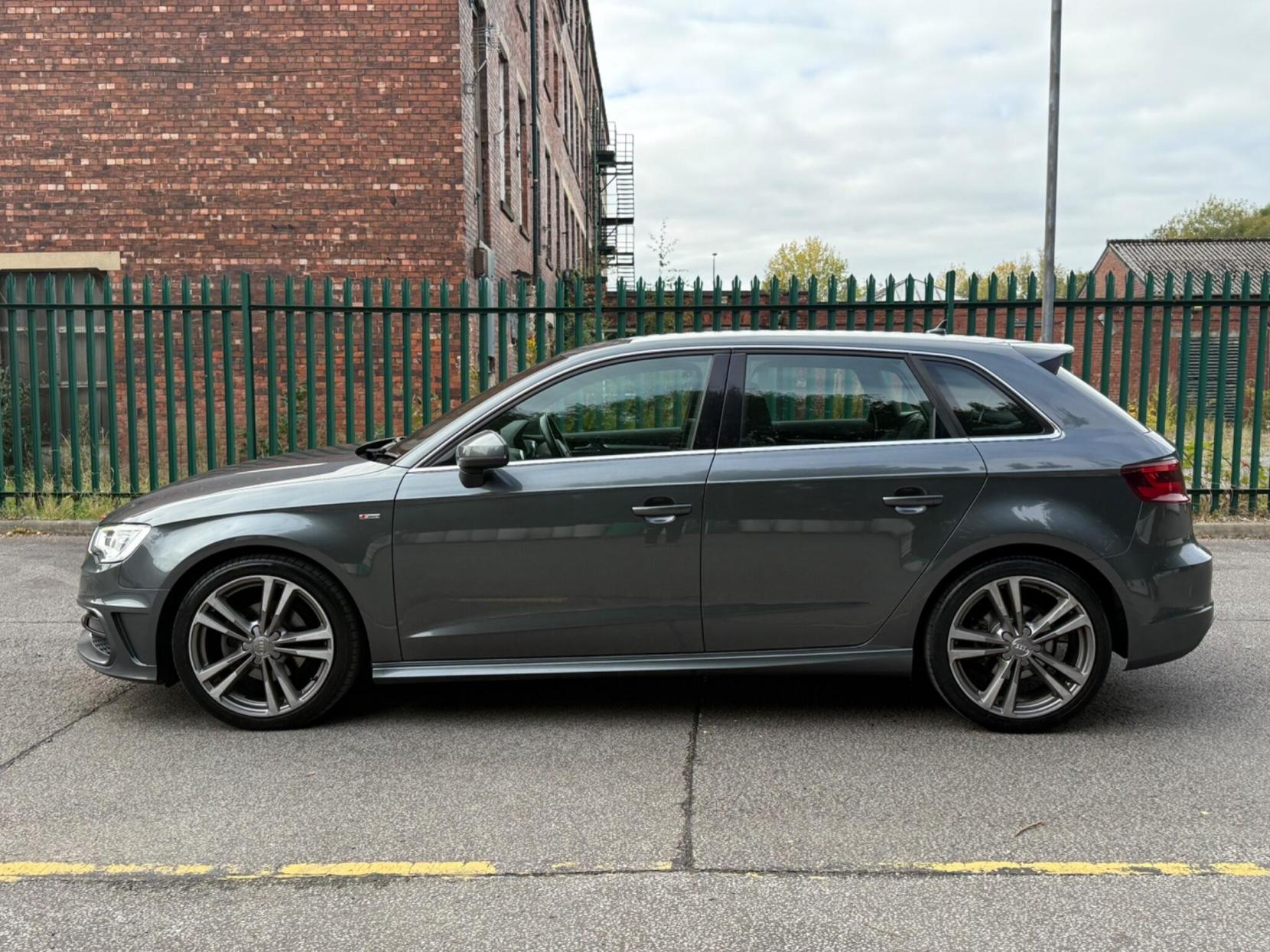 Audi A3 1.4 TFSI S line Sportback 5dr Petrol Manual Euro 5 (s/s) (122 ps)