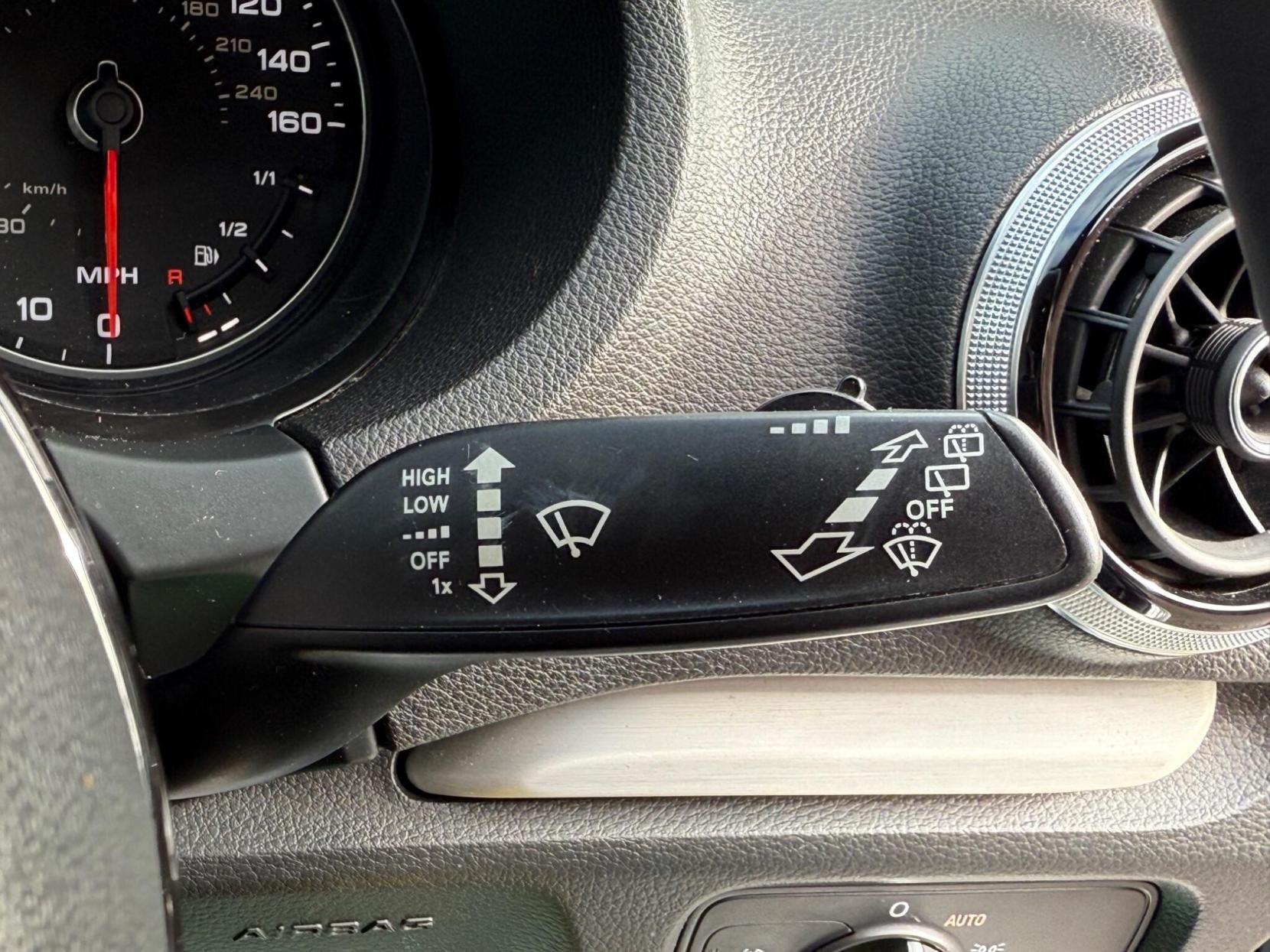 Audi A3 1.4 TFSI S line Sportback 5dr Petrol Manual Euro 5 (s/s) (122 ps)