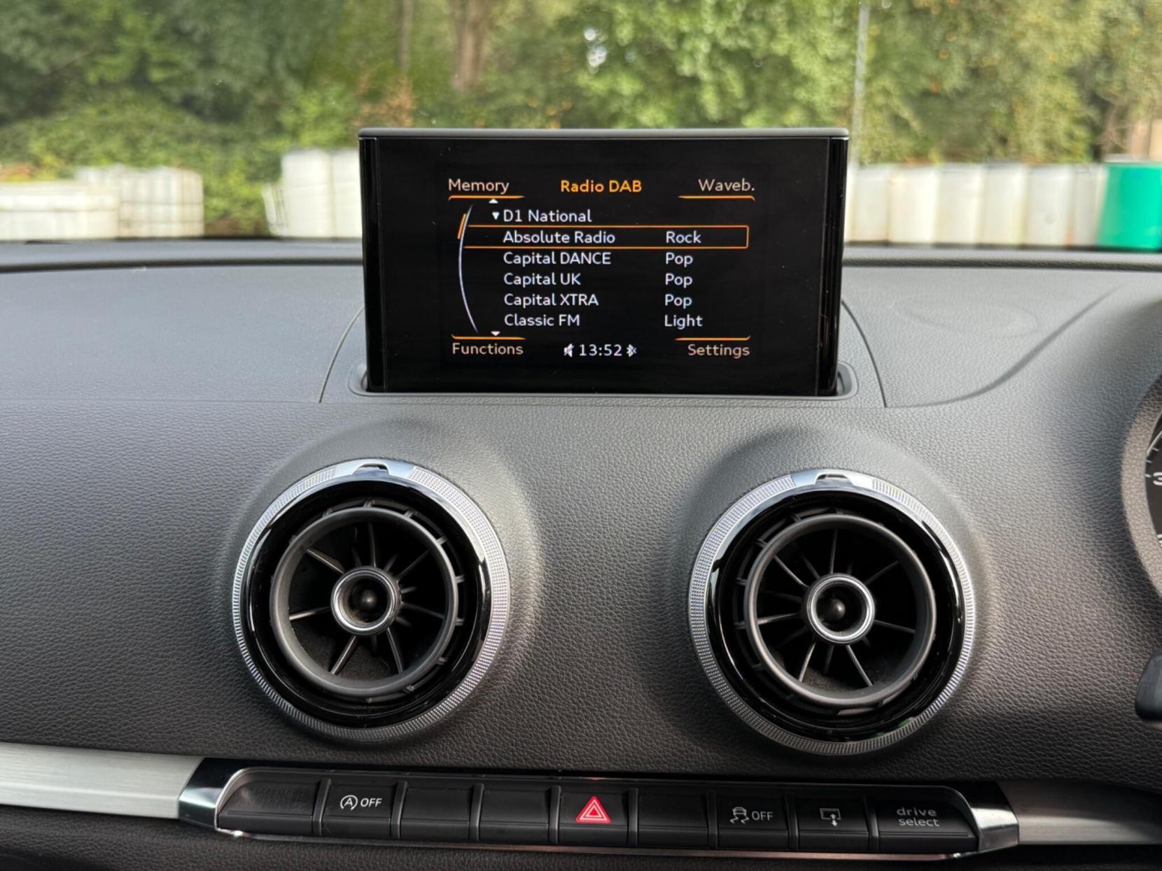 Audi A3 1.4 TFSI S line Sportback 5dr Petrol Manual Euro 5 (s/s) (122 ps)