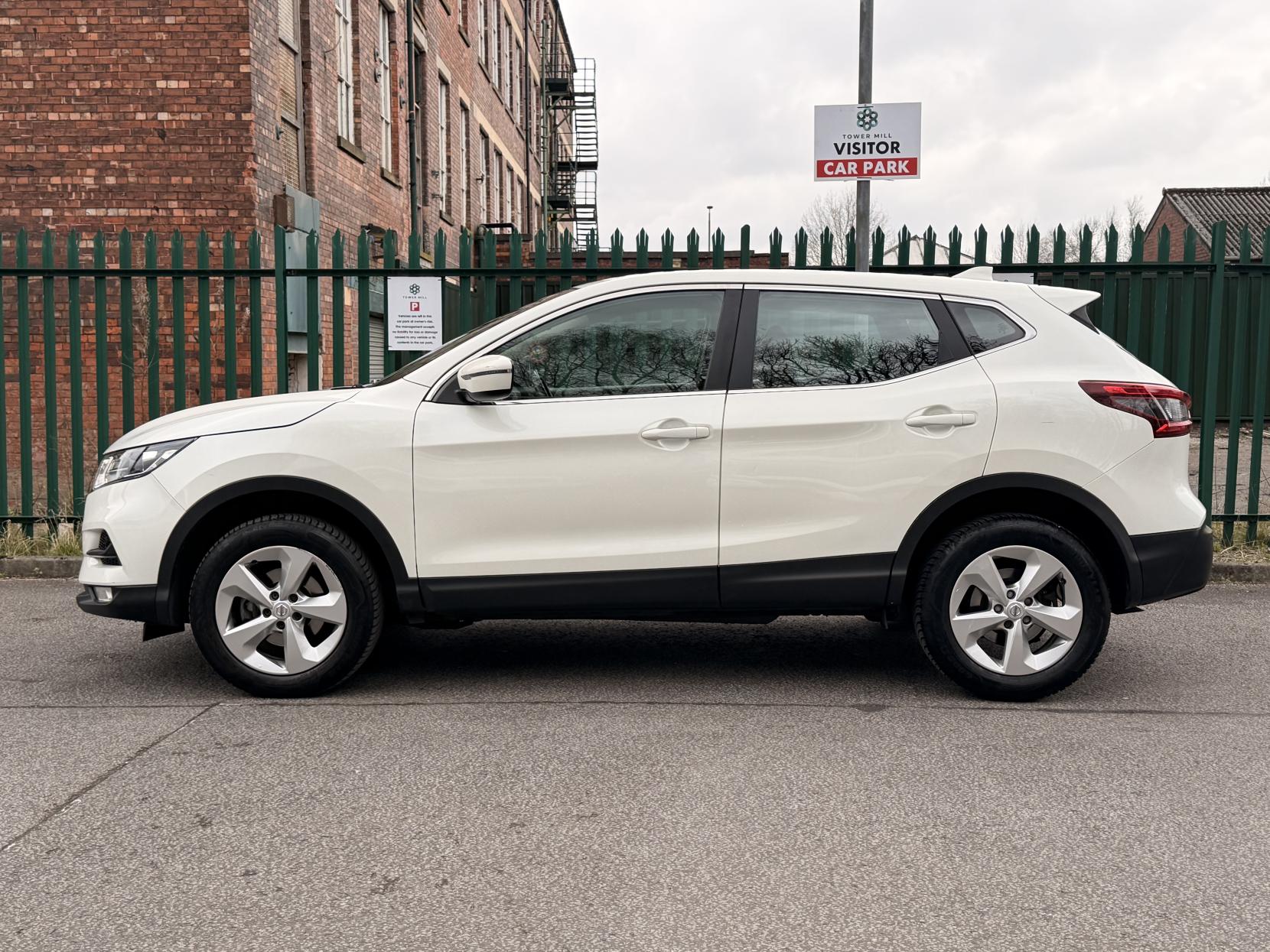 Nissan Qashqai 1.5 dCi Acenta Premium SUV 5dr Diesel Manual Euro 6 (s/s) (115 ps)