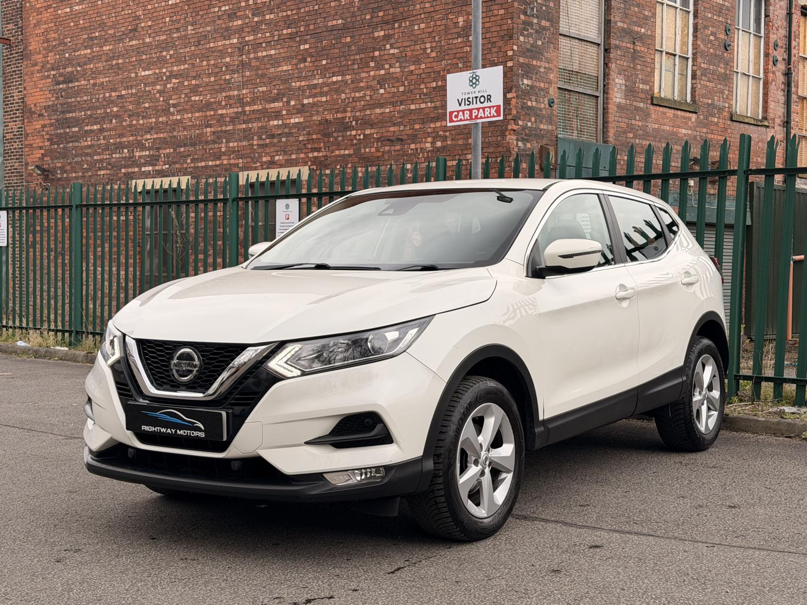 Nissan Qashqai 1.5 dCi Acenta Premium SUV 5dr Diesel Manual Euro 6 (s/s) (115 ps)