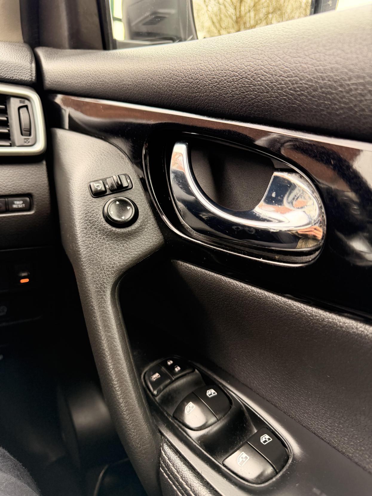 Nissan Qashqai 1.5 dCi Acenta Premium SUV 5dr Diesel Manual Euro 6 (s/s) (115 ps)