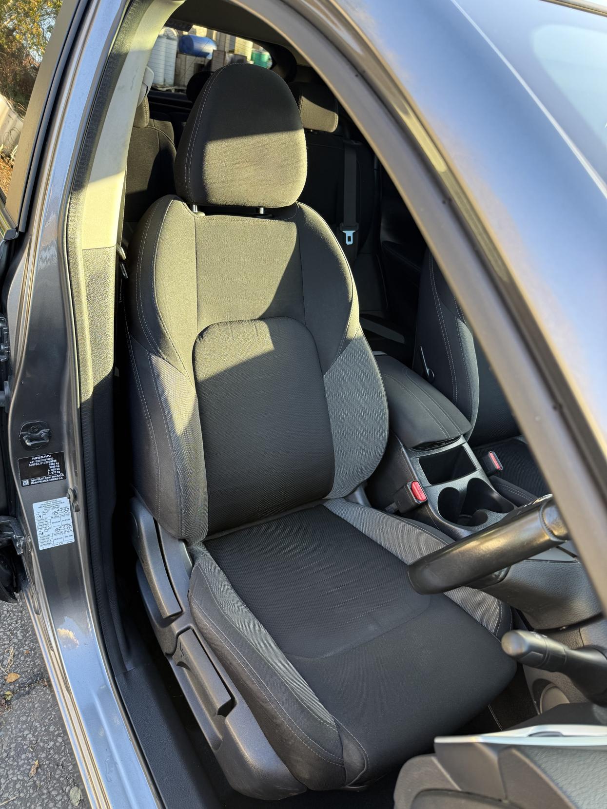 Nissan Qashqai 1.2 DIG-T N-Connecta SUV 5dr Petrol Manual Euro 6 (s/s) (115 ps)