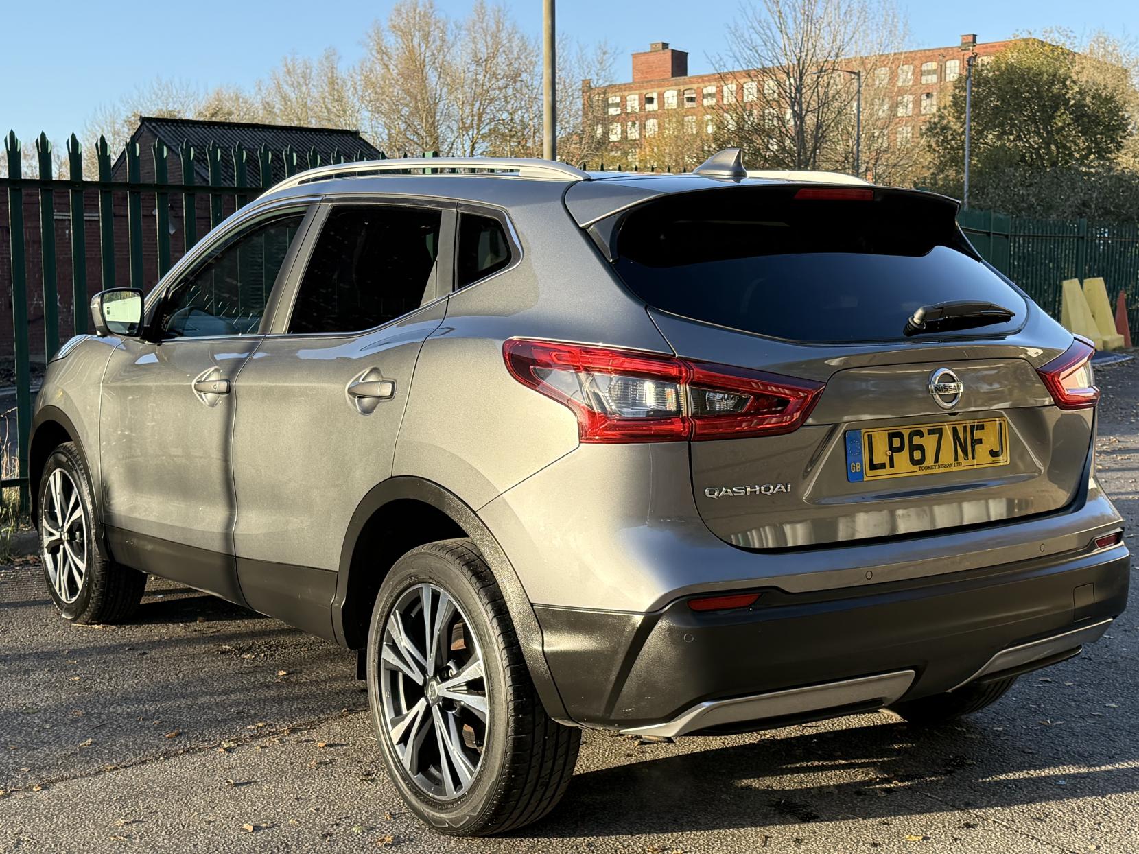 Nissan Qashqai 1.2 DIG-T N-Connecta SUV 5dr Petrol Manual Euro 6 (s/s) (115 ps)