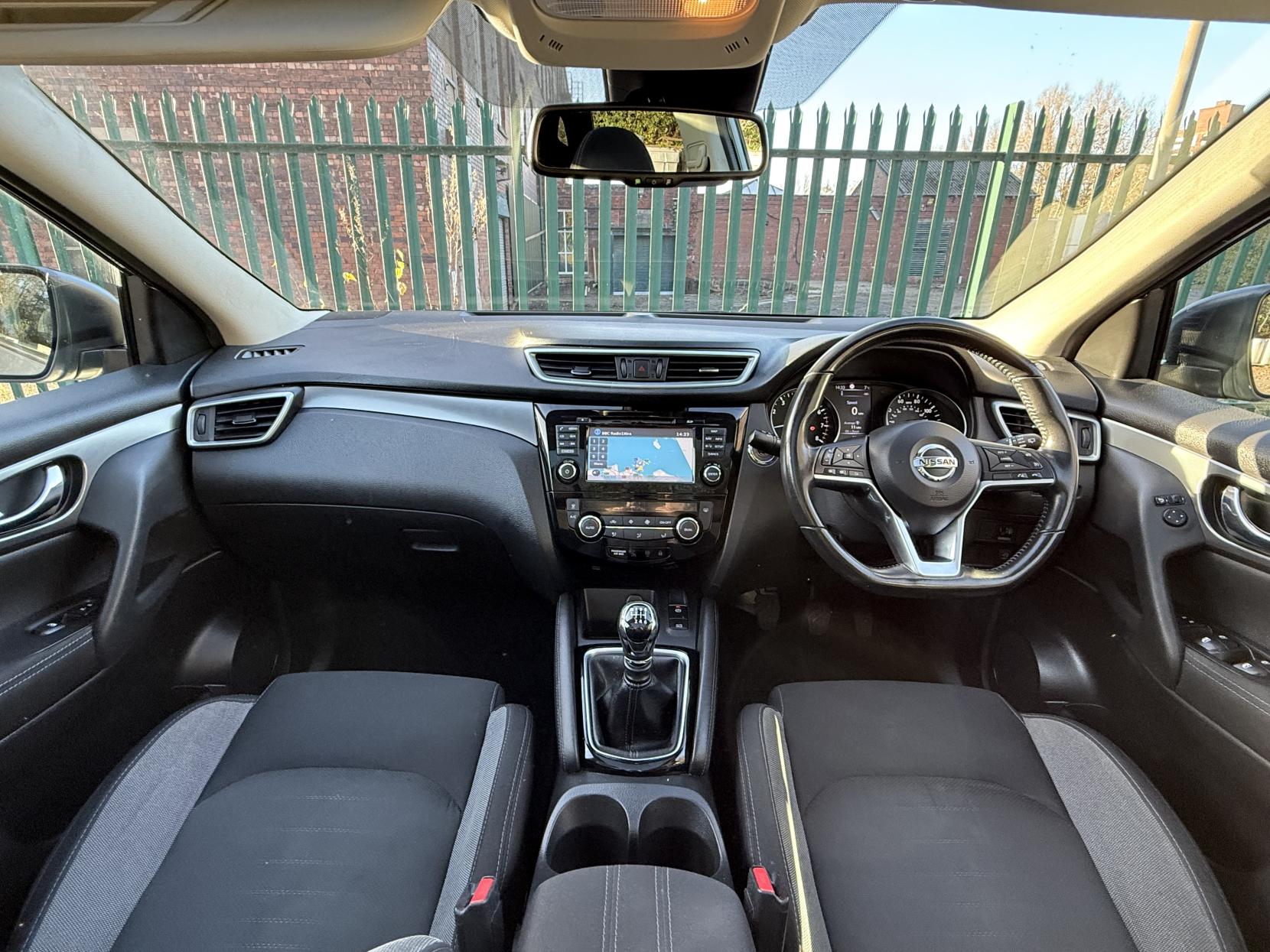 Nissan Qashqai 1.2 DIG-T N-Connecta SUV 5dr Petrol Manual Euro 6 (s/s) (115 ps)