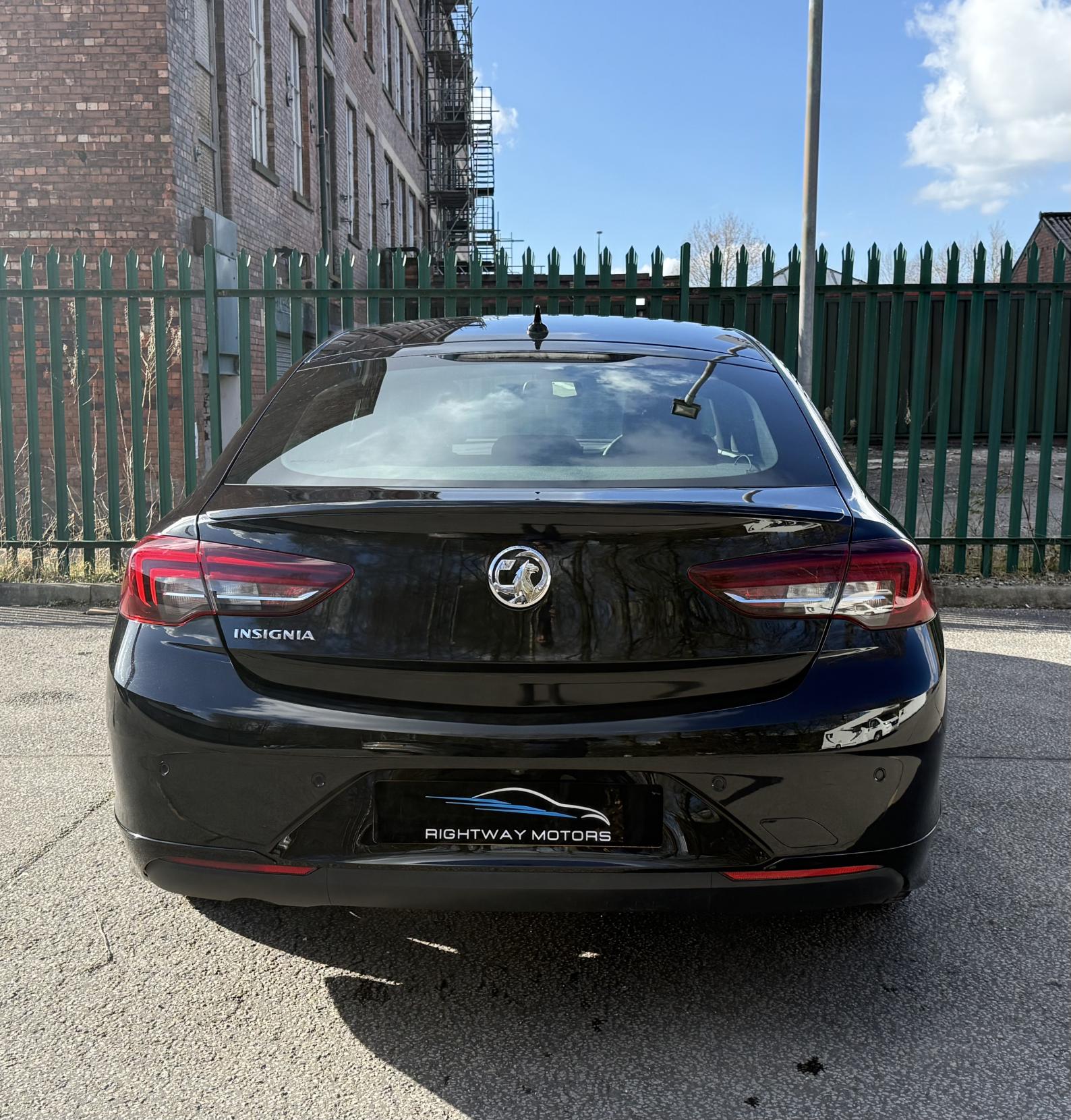 Vauxhall Insignia 1.5i Turbo GPF SRi VX Line Nav Grand Sport 5dr Petrol Automatic Euro 6 (s/s) (165 ps)