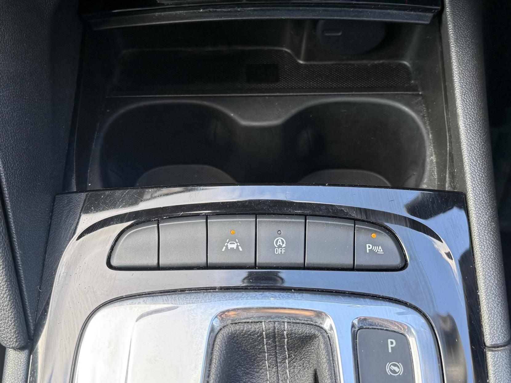 Vauxhall Insignia 1.5i Turbo GPF SRi VX Line Nav Grand Sport 5dr Petrol Automatic Euro 6 (s/s) (165 ps)