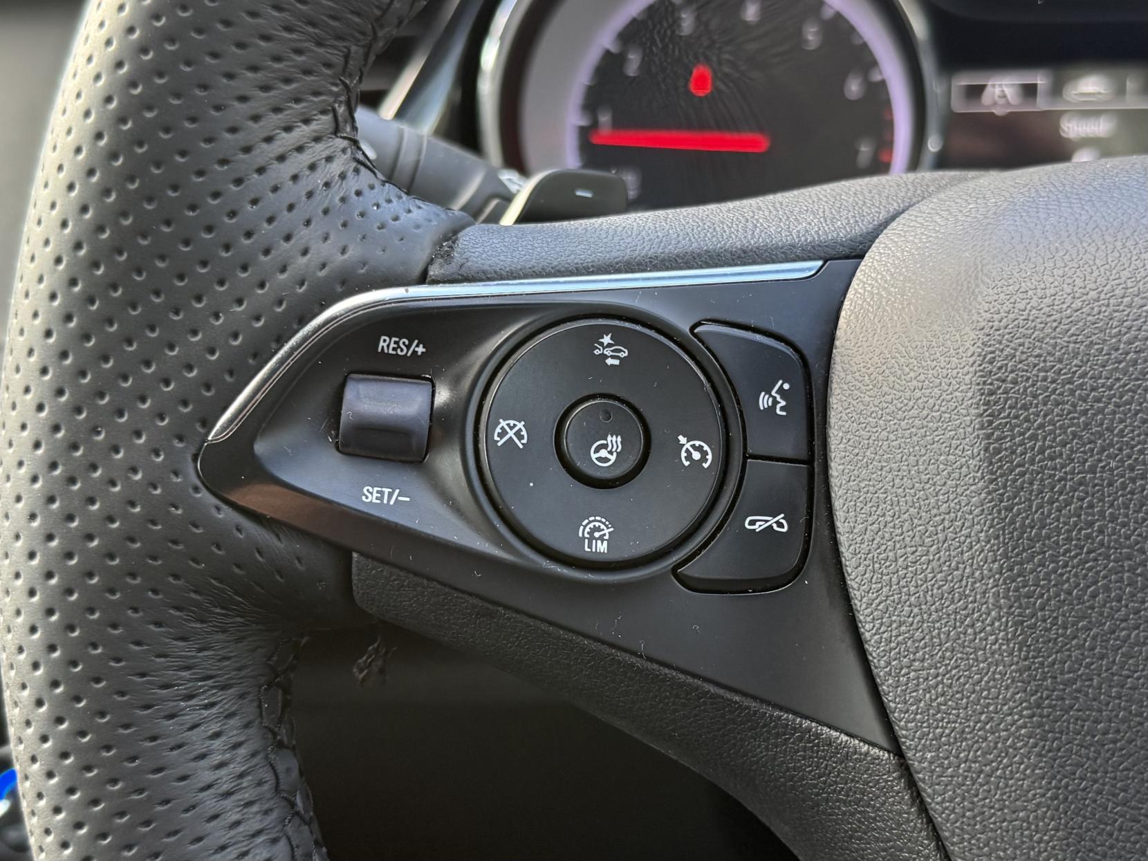 Vauxhall Insignia 1.5i Turbo GPF SRi VX Line Nav Grand Sport 5dr Petrol Automatic Euro 6 (s/s) (165 ps)