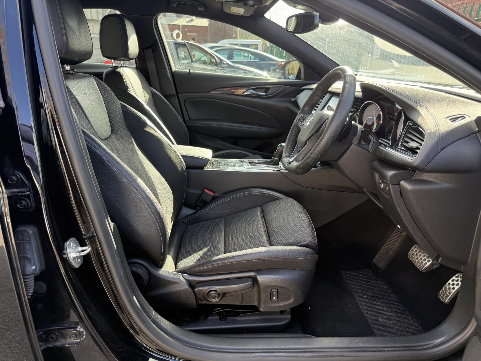 Vauxhall Insignia 1.5i Turbo GPF SRi VX Line Nav Grand Sport 5dr Petrol Automatic Euro 6 (s/s) (165 ps)