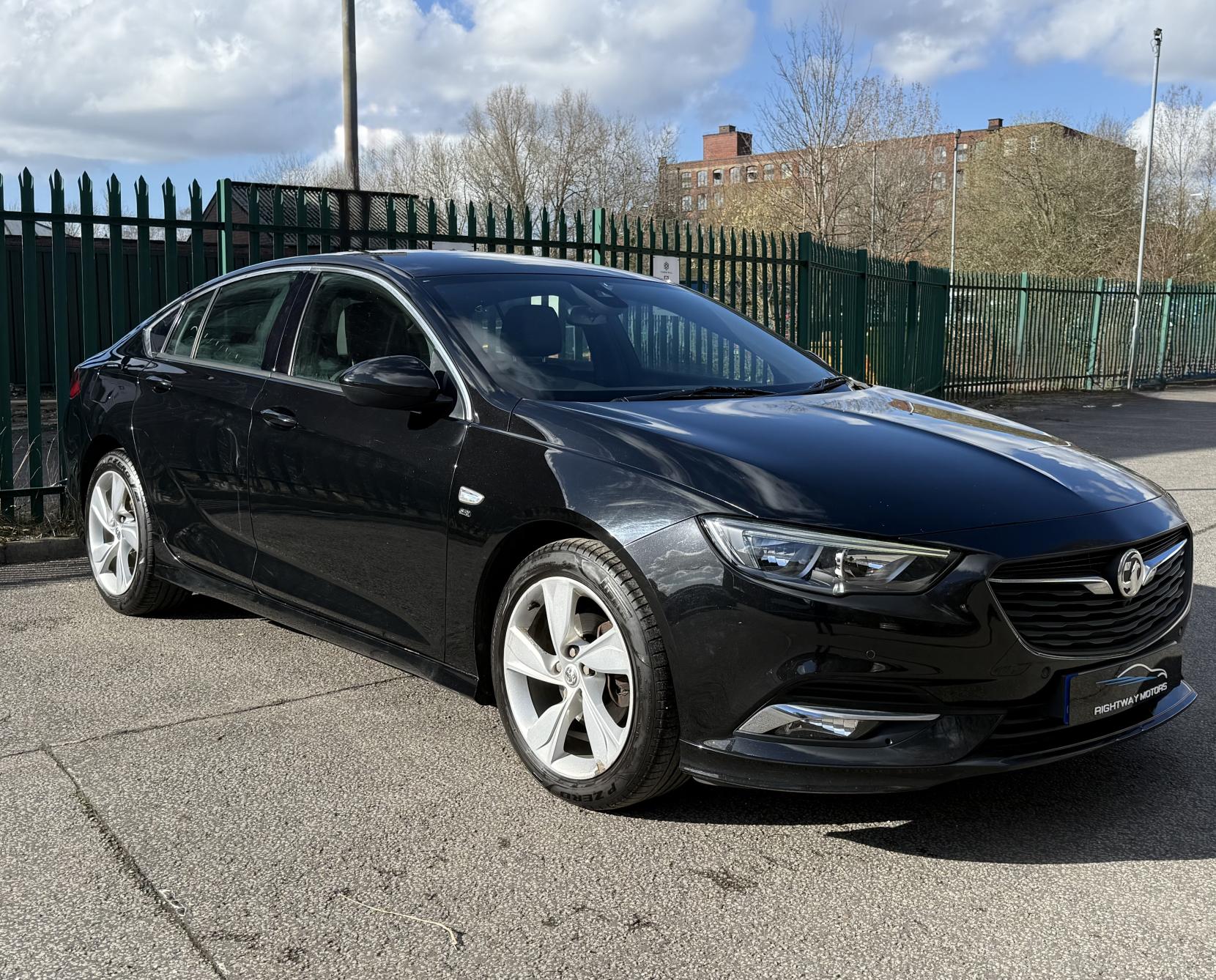 Vauxhall Insignia 1.5i Turbo GPF SRi VX Line Nav Grand Sport 5dr Petrol Automatic Euro 6 (s/s) (165 ps)