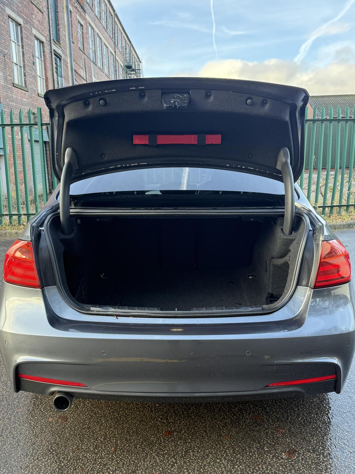 BMW 3 Series 2.0 320i M Sport Saloon 4dr Petrol Manual Euro 6 (s/s) (184 ps)