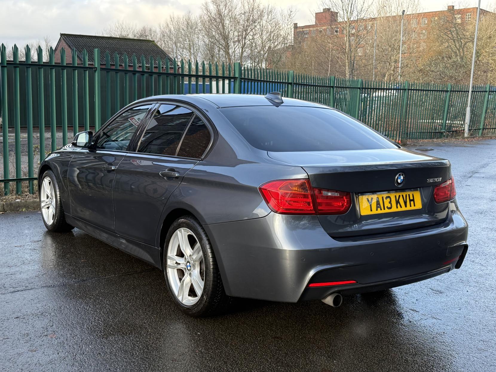 BMW 3 Series 2.0 320i M Sport Saloon 4dr Petrol Manual Euro 6 (s/s) (184 ps)