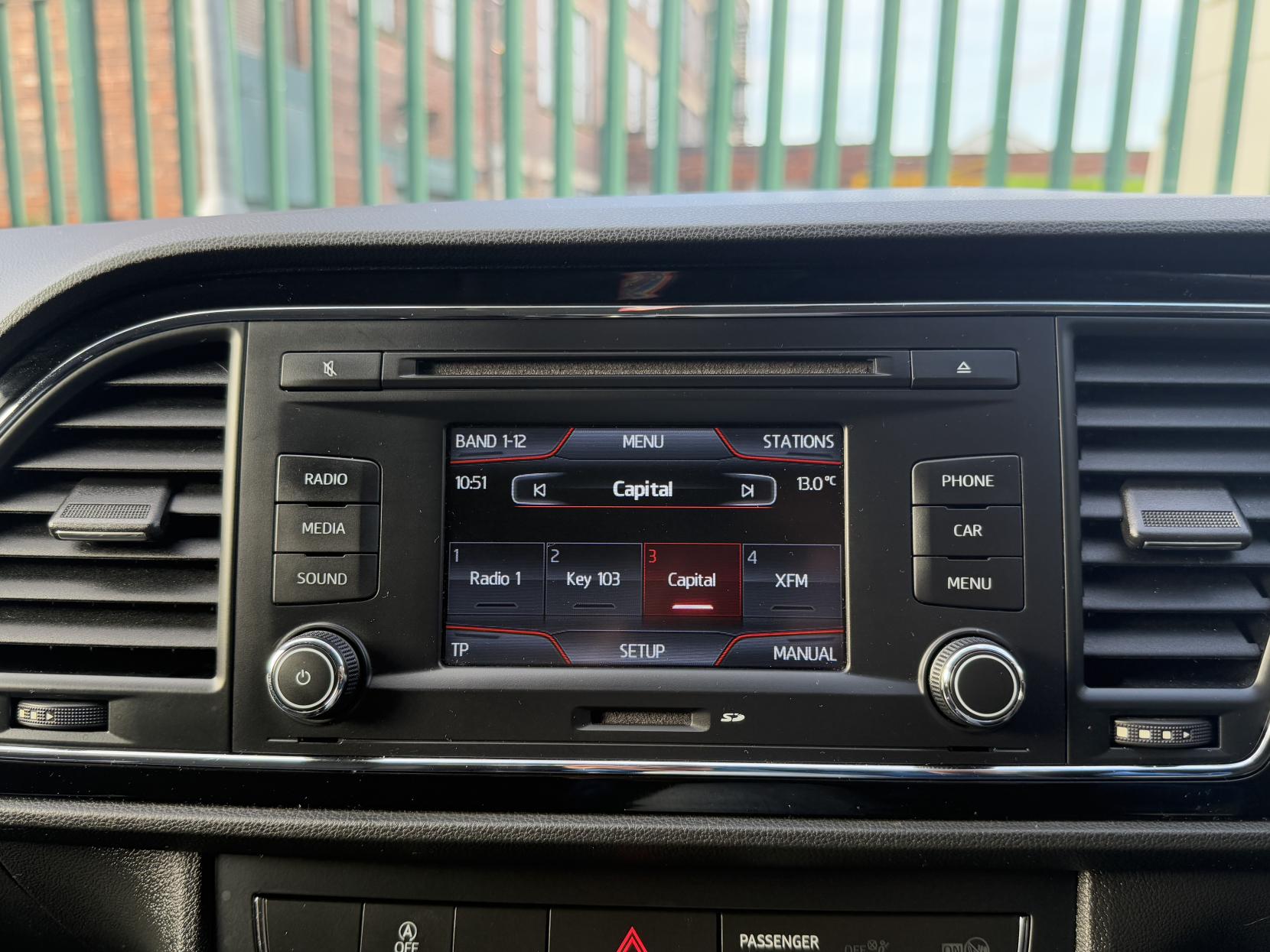 SEAT Leon 1.6 TDI Ecomotive CR SE Hatchback 5dr Diesel Manual Euro 5 (s/s) (110 ps)