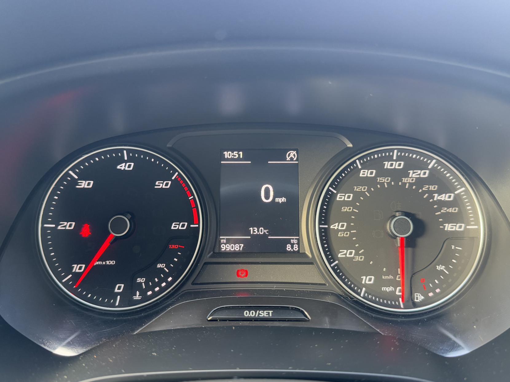 SEAT Leon 1.6 TDI Ecomotive CR SE Hatchback 5dr Diesel Manual Euro 5 (s/s) (110 ps)