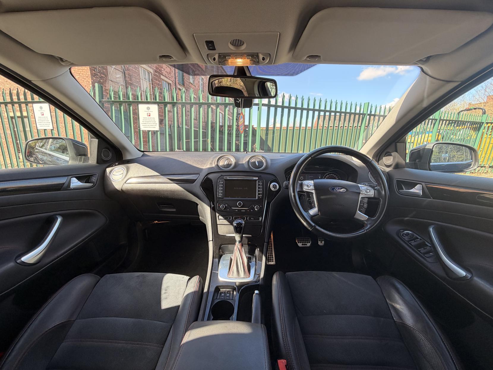 Ford Mondeo 2.0 TDCi Titanium X Sport Hatchback 5dr Diesel Powershift Euro 5 (163 ps)