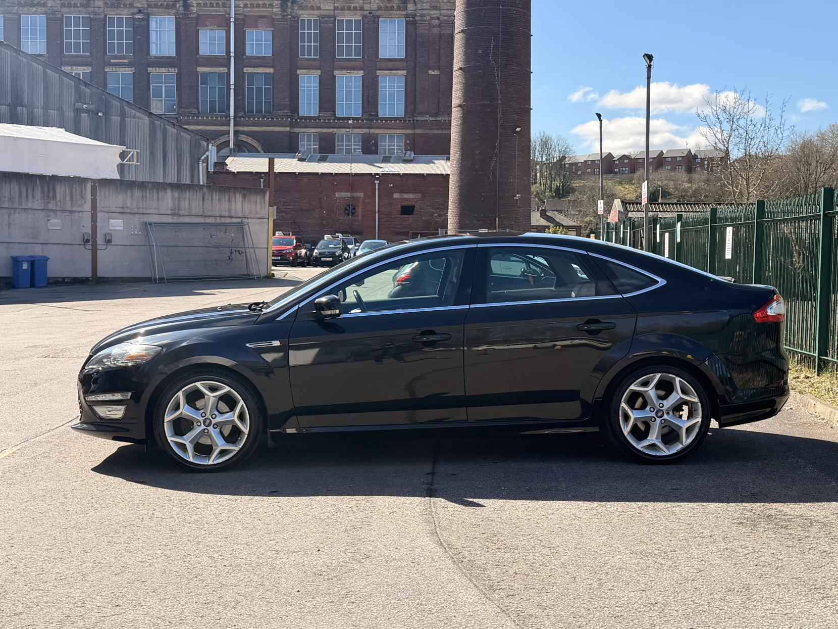 Ford Mondeo 2.0 TDCi Titanium X Sport Hatchback 5dr Diesel Powershift Euro 5 (163 ps)