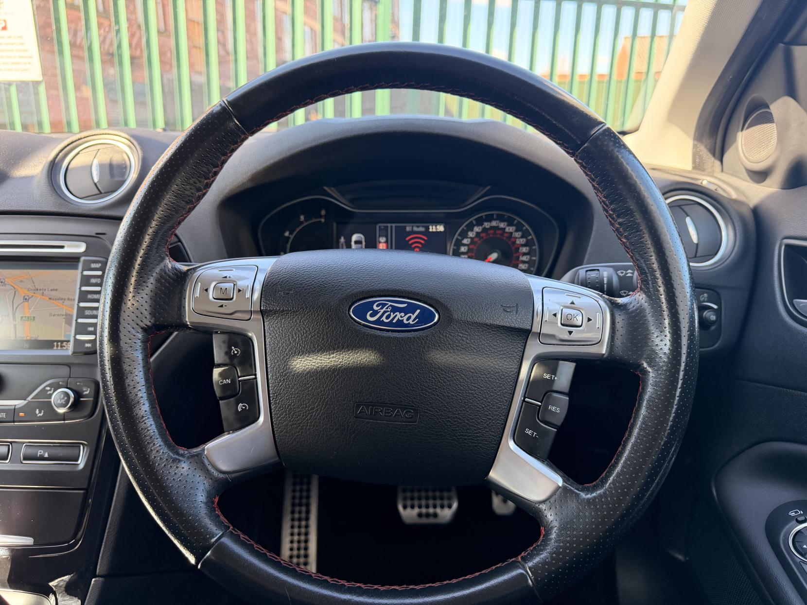 Ford Mondeo 2.0 TDCi Titanium X Sport Hatchback 5dr Diesel Powershift Euro 5 (163 ps)