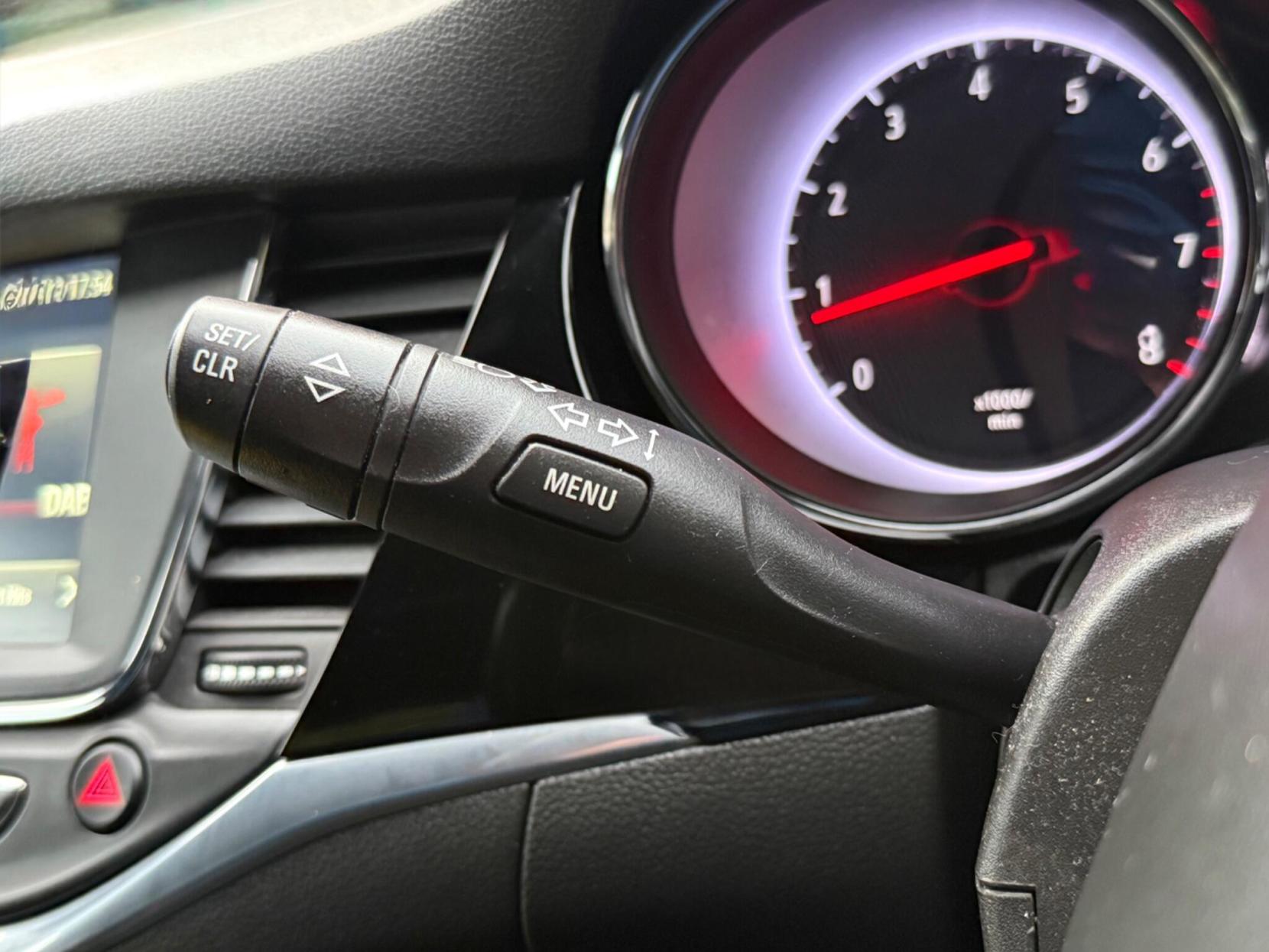 Vauxhall Astra 1.4i Turbo SRi Euro 6 5dr