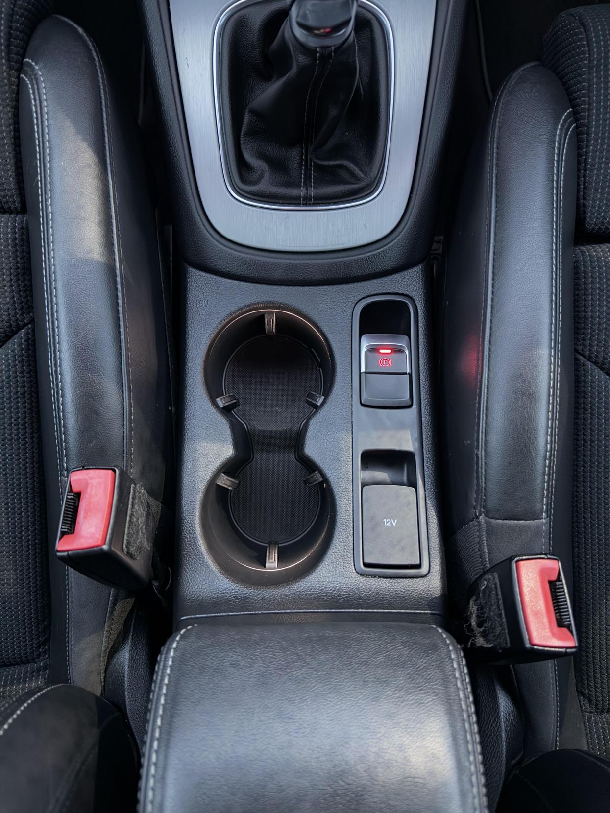 Audi Q3 2.0 TDI S line SUV 5dr Diesel Manual Euro 5 (s/s) (140 ps)