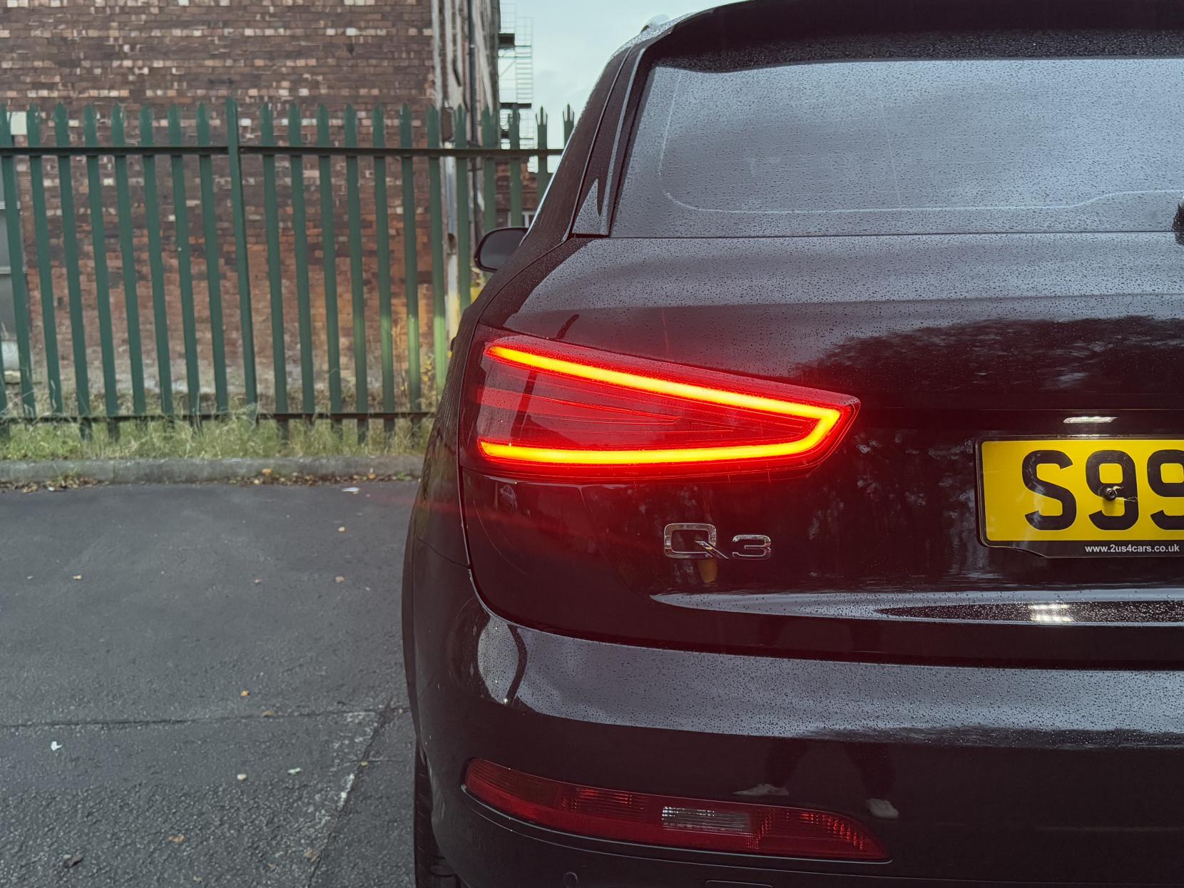 Audi Q3 2.0 TDI S line SUV 5dr Diesel Manual Euro 5 (s/s) (140 ps)