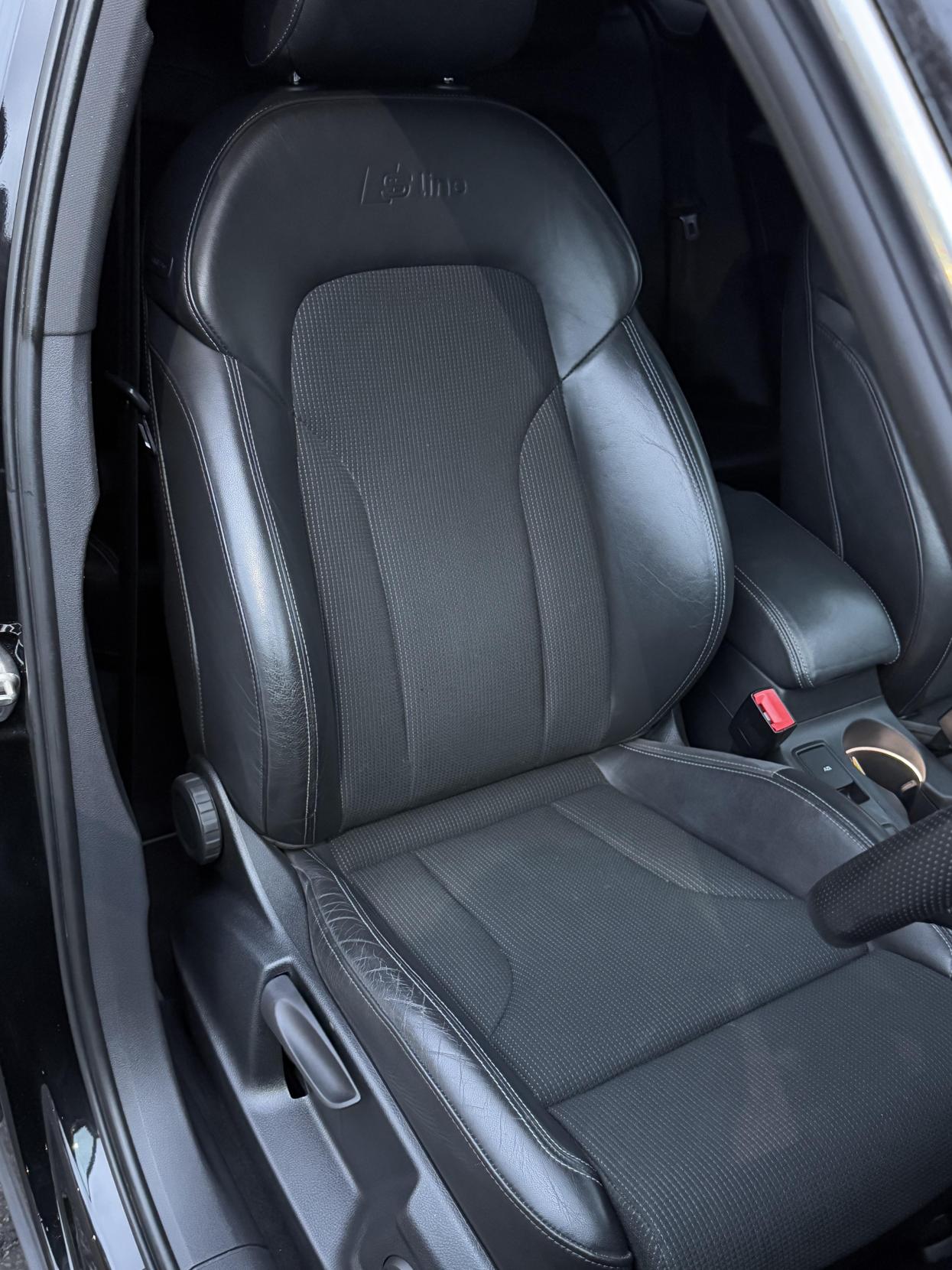 Audi Q3 2.0 TDI S line SUV 5dr Diesel Manual Euro 5 (s/s) (140 ps)