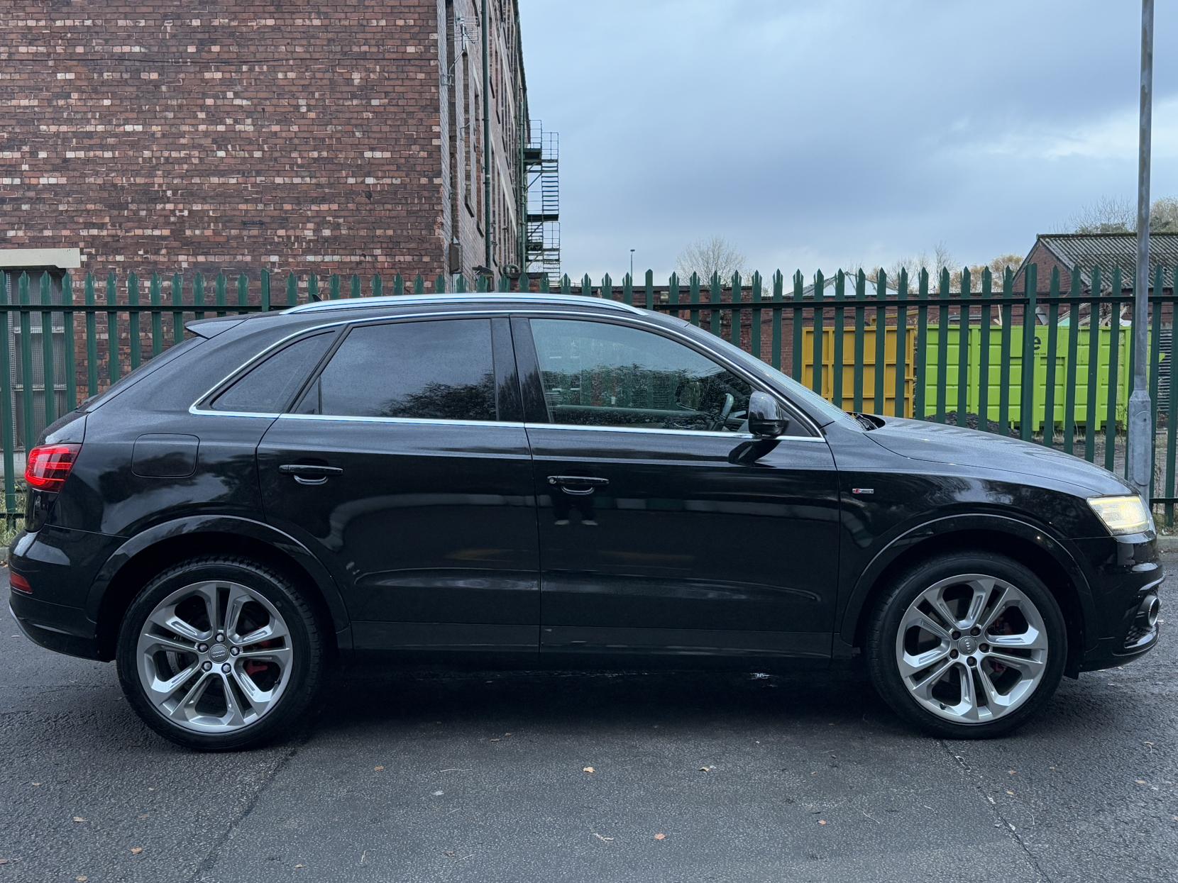Audi Q3 2.0 TDI S line SUV 5dr Diesel Manual Euro 5 (s/s) (140 ps)