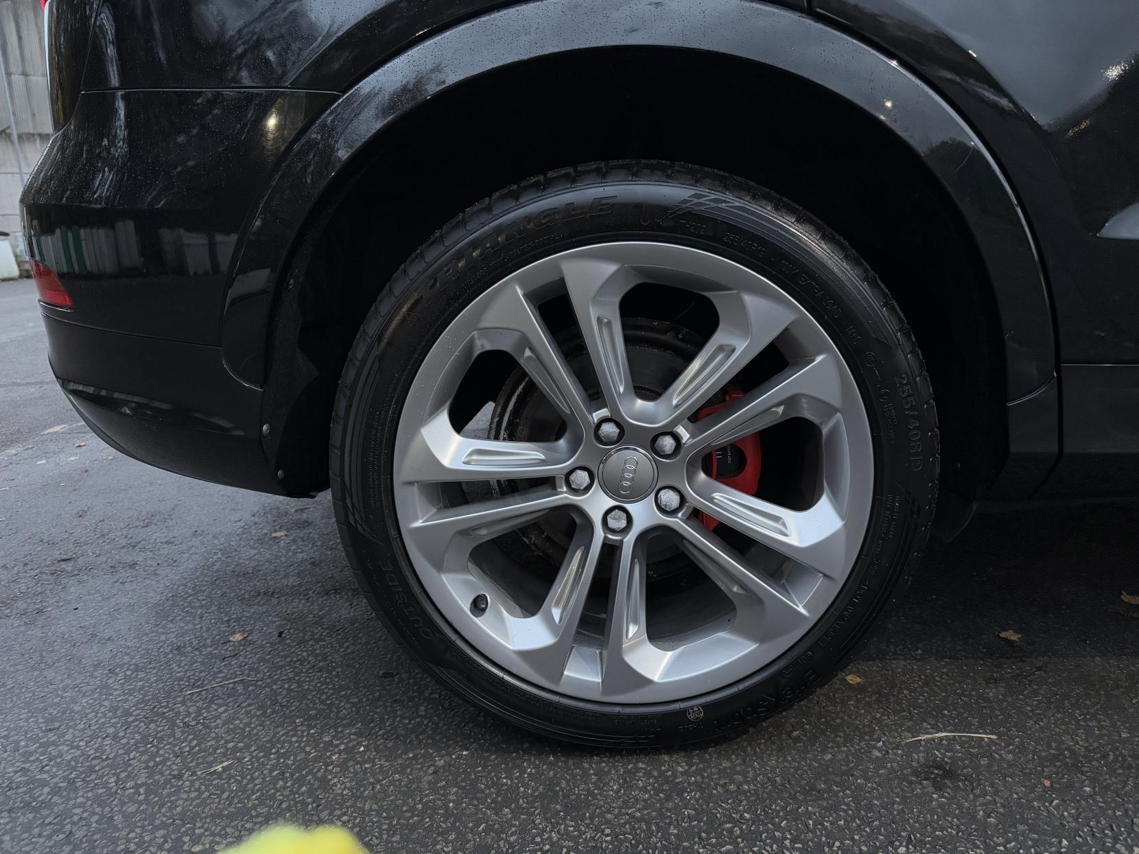 Audi Q3 2.0 TDI S line SUV 5dr Diesel Manual Euro 5 (s/s) (140 ps)