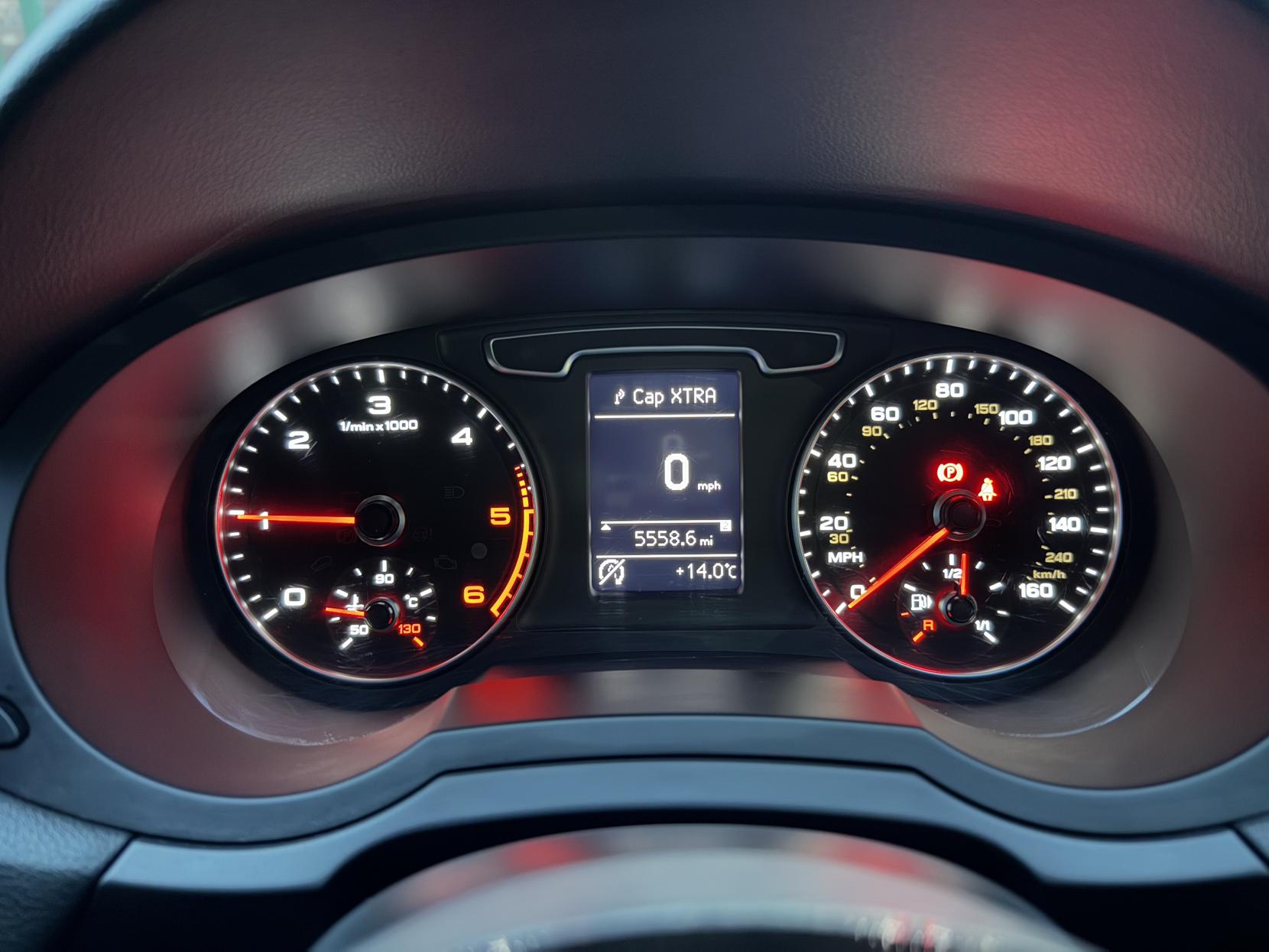 Audi Q3 2.0 TDI S line SUV 5dr Diesel Manual Euro 5 (s/s) (140 ps)