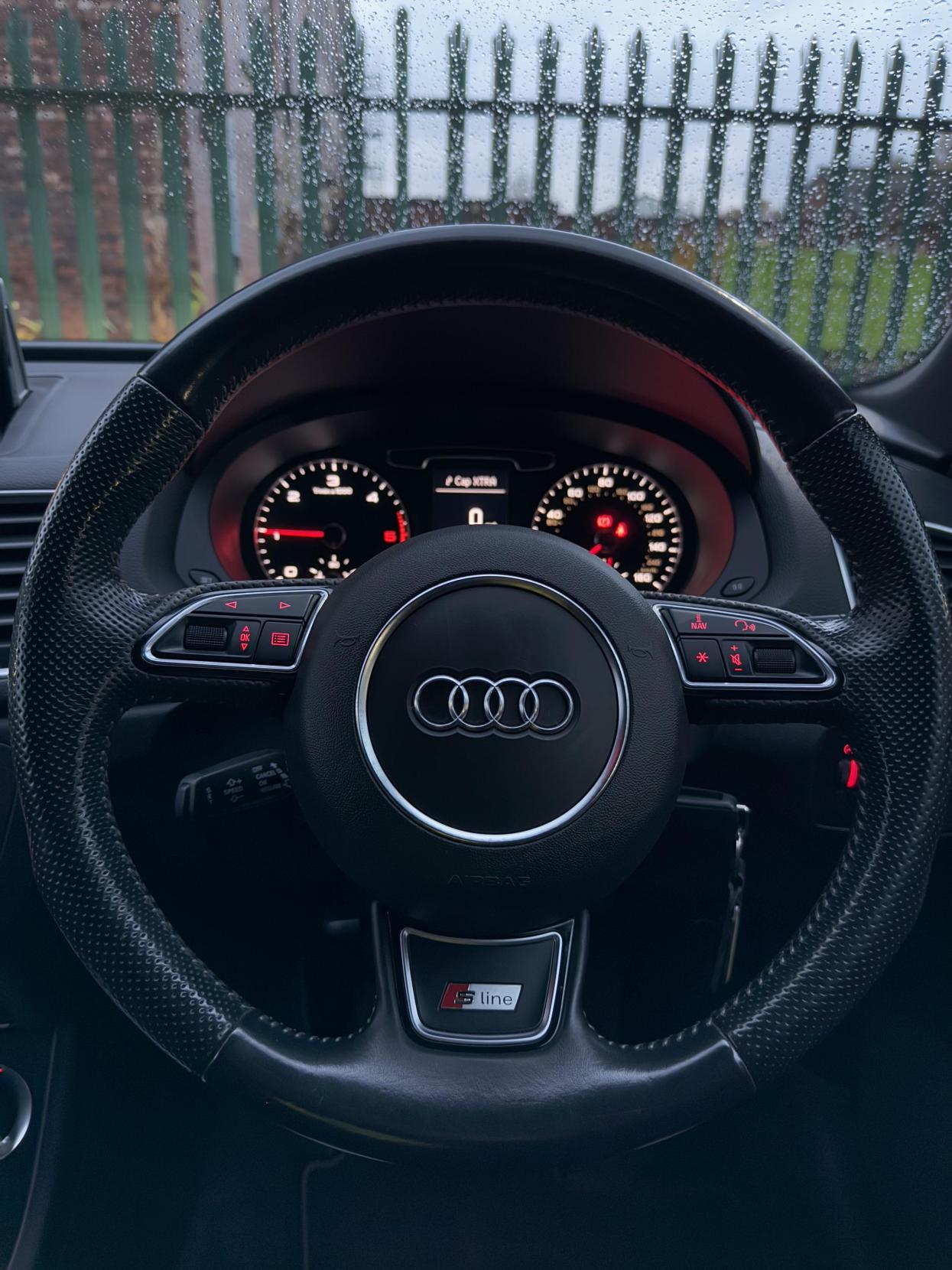 Audi Q3 2.0 TDI S line SUV 5dr Diesel Manual Euro 5 (s/s) (140 ps)