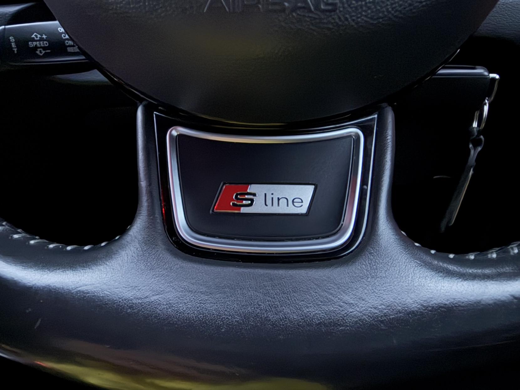 Audi Q3 2.0 TDI S line SUV 5dr Diesel Manual Euro 5 (s/s) (140 ps)