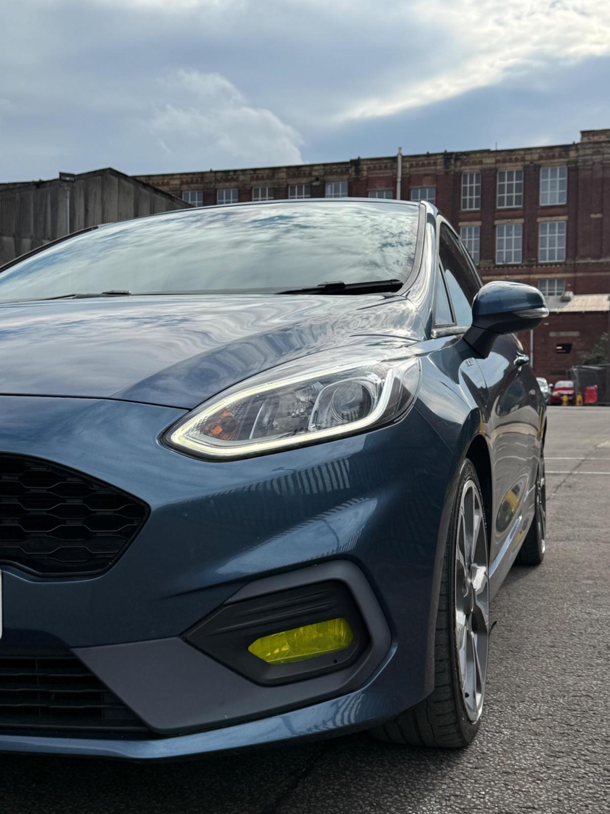 Ford Fiesta 1.0T EcoBoost ST-Line X Euro 6 (s/s) 3dr