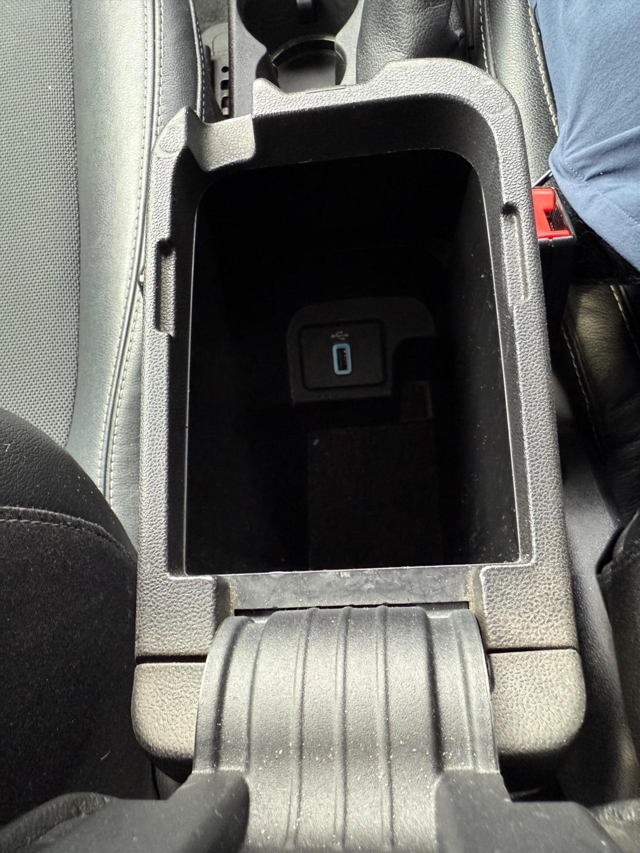 Ford Fiesta 1.0T EcoBoost ST-Line X Euro 6 (s/s) 3dr