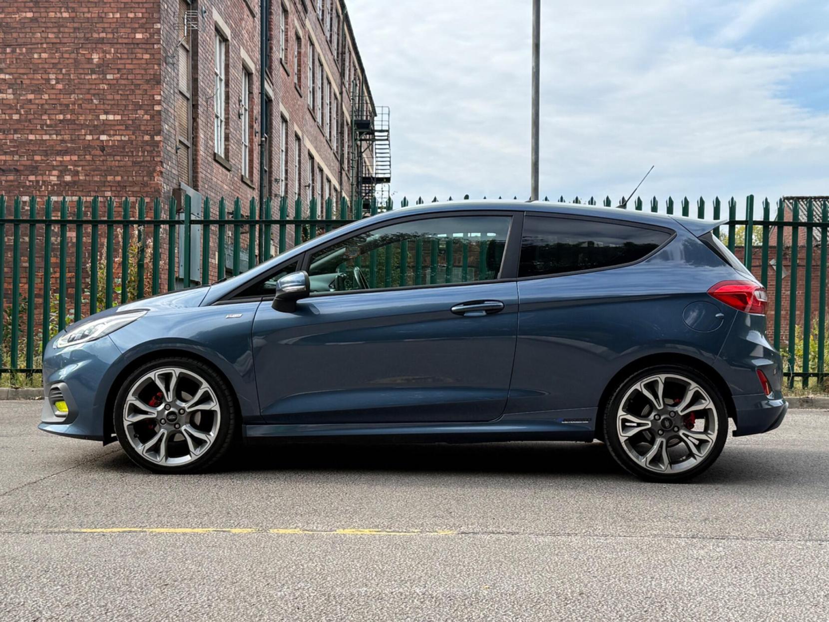 Ford Fiesta 1.0T EcoBoost ST-Line X Euro 6 (s/s) 3dr