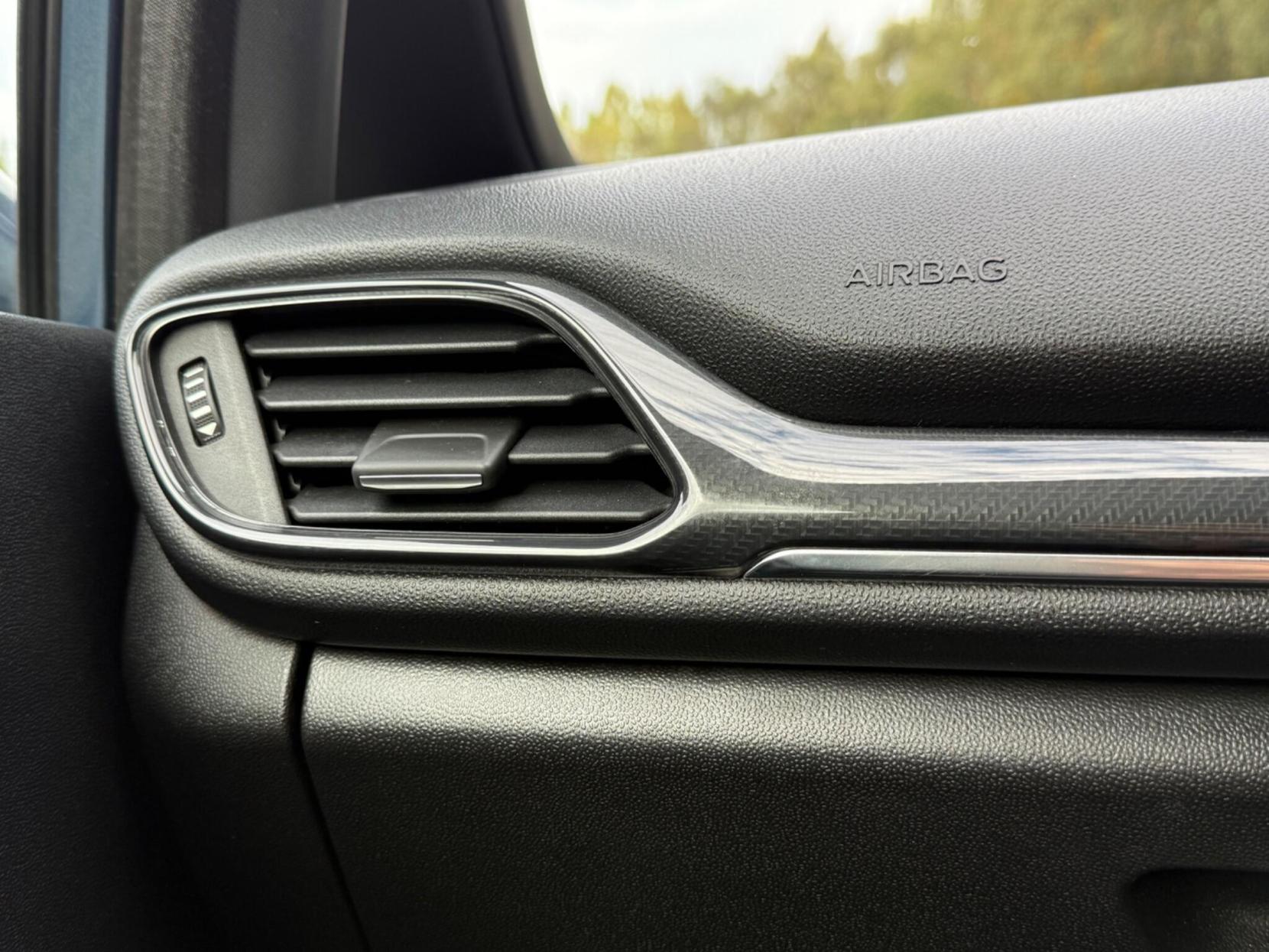 Ford Fiesta 1.0T EcoBoost ST-Line X Euro 6 (s/s) 3dr