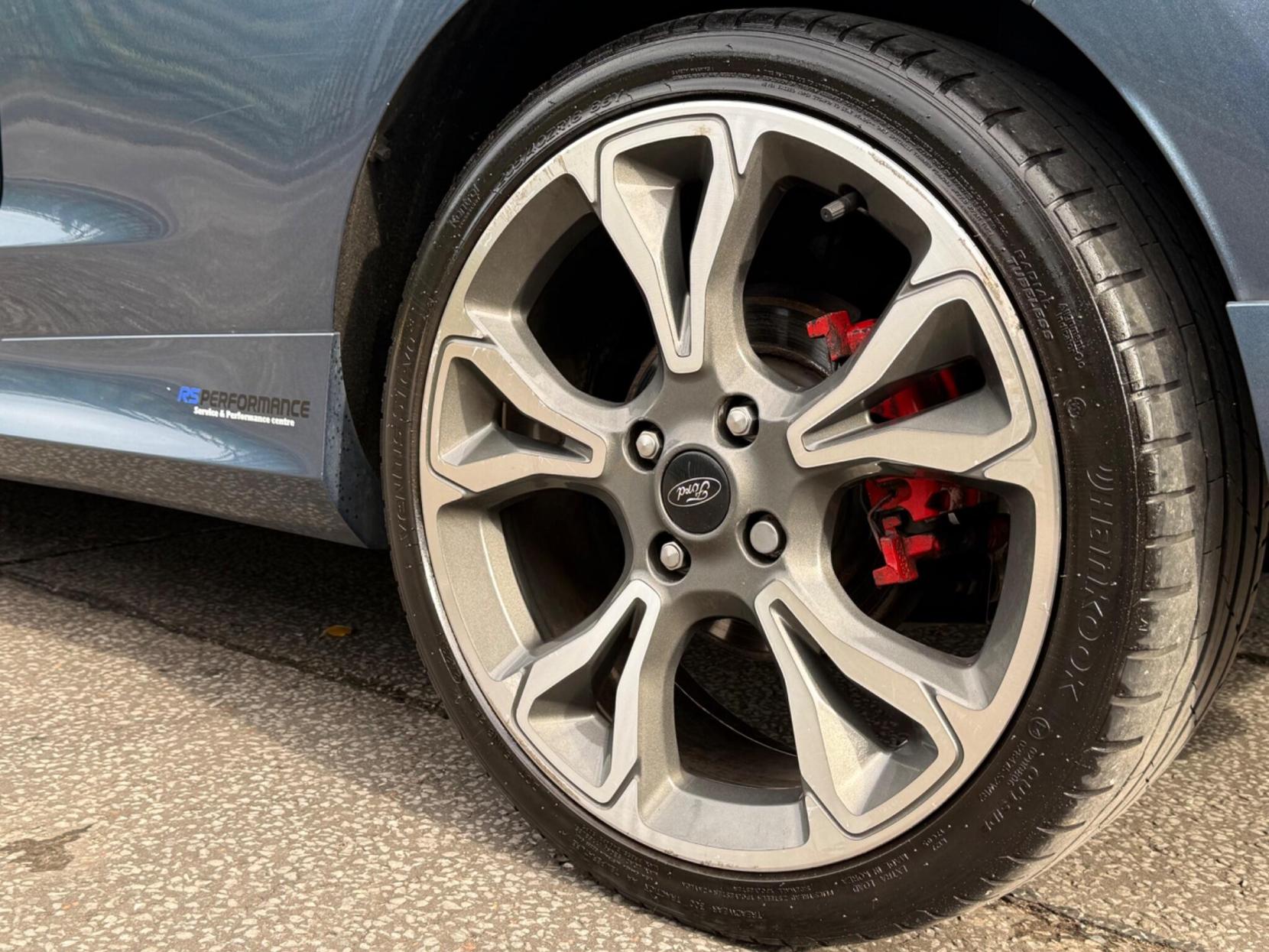 Ford Fiesta 1.0T EcoBoost ST-Line X Euro 6 (s/s) 3dr