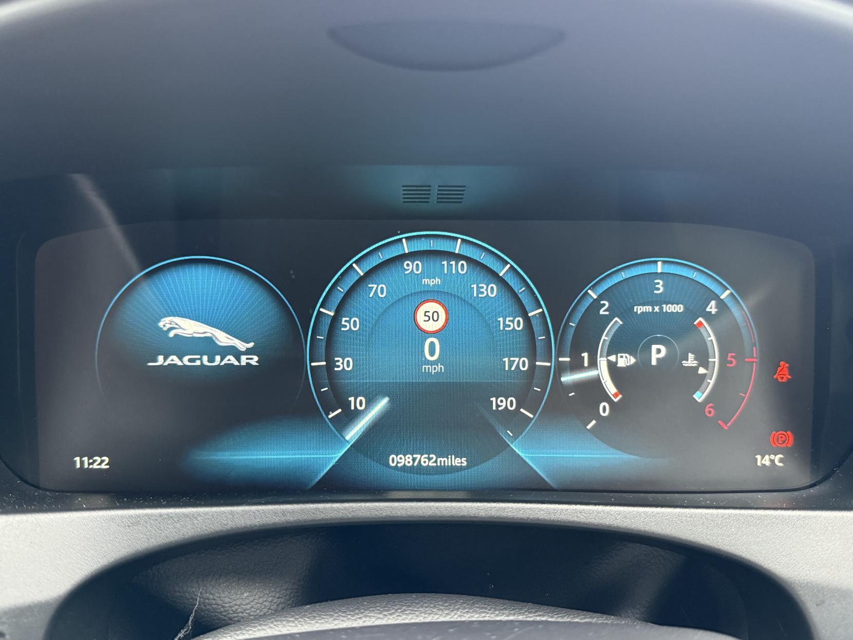 Jaguar F-PACE 2.0 D180 R-Sport SUV 5dr Diesel Auto AWD Euro 6 (s/s) (180 ps)