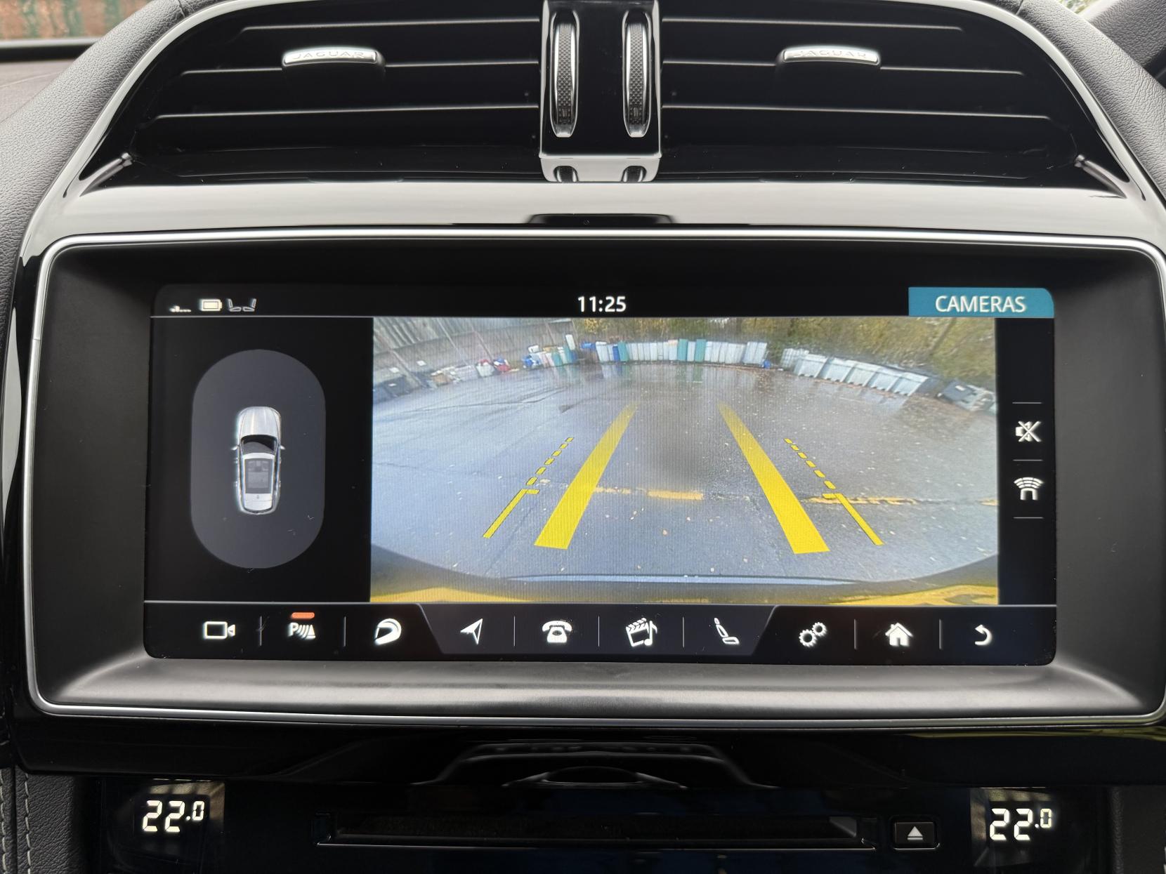 Jaguar F-PACE 2.0 D180 R-Sport SUV 5dr Diesel Auto AWD Euro 6 (s/s) (180 ps)