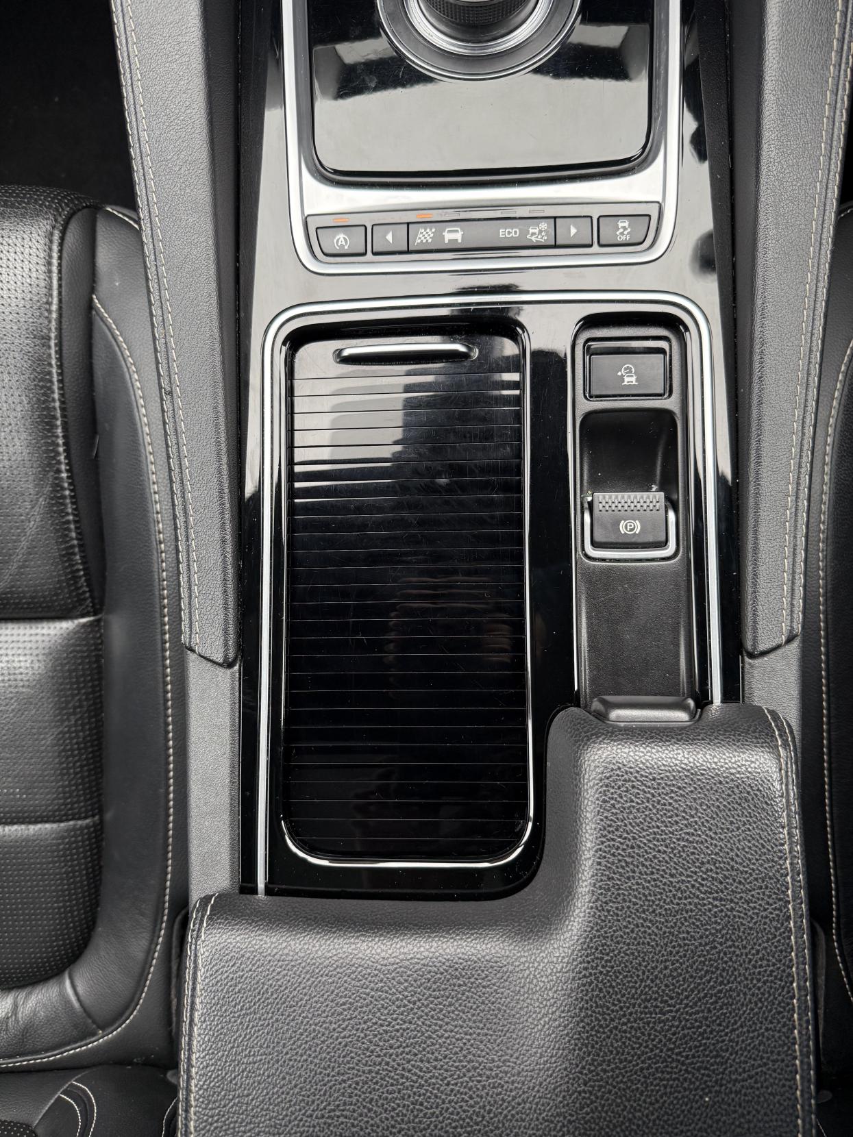 Jaguar F-PACE 2.0 D180 R-Sport SUV 5dr Diesel Auto AWD Euro 6 (s/s) (180 ps)