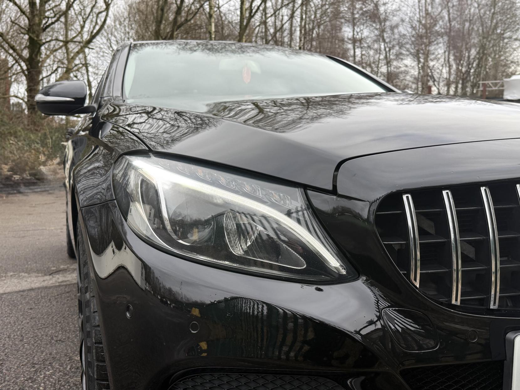 Mercedes-Benz C Class 2.1 C250 BlueTEC Sport Saloon 4dr Diesel G-Tronic+ Euro 6 (s/s) (204 ps)