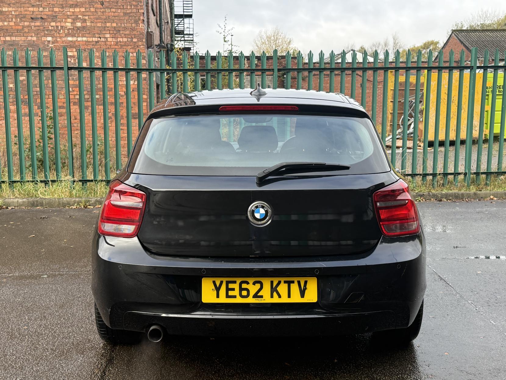 BMW 1 Series 1.6 116i SE Hatchback 5dr Petrol Manual Euro 5 (s/s) (136 ps)