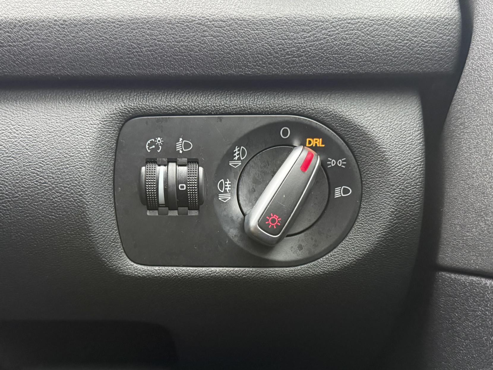 Audi A3 1.6 TDI Sport Sportback 5dr Diesel Manual Euro 5 (s/s) (105 ps)