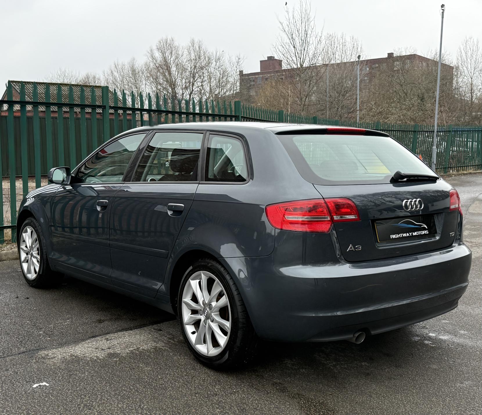 Audi A3 1.6 TDI Sport Sportback 5dr Diesel Manual Euro 5 (s/s) (105 ps)