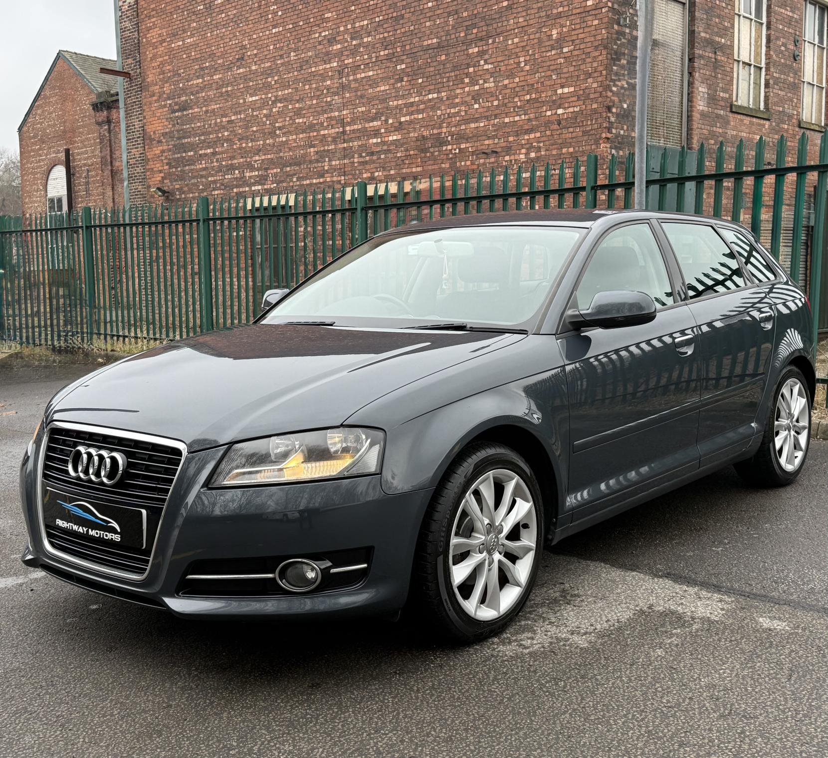 Audi A3 1.6 TDI Sport Sportback 5dr Diesel Manual Euro 5 (s/s) (105 ps)