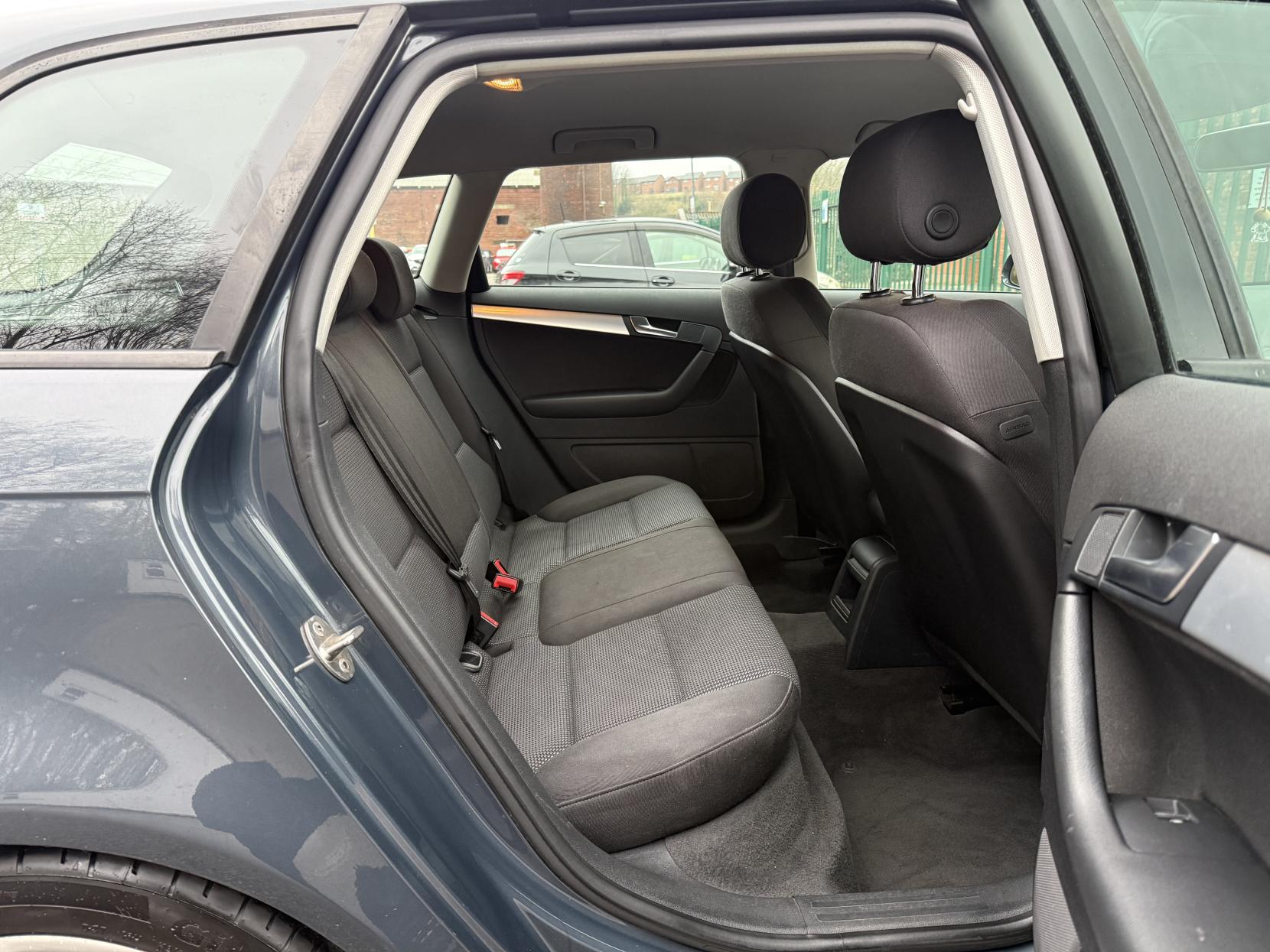 Audi A3 1.6 TDI Sport Sportback 5dr Diesel Manual Euro 5 (s/s) (105 ps)